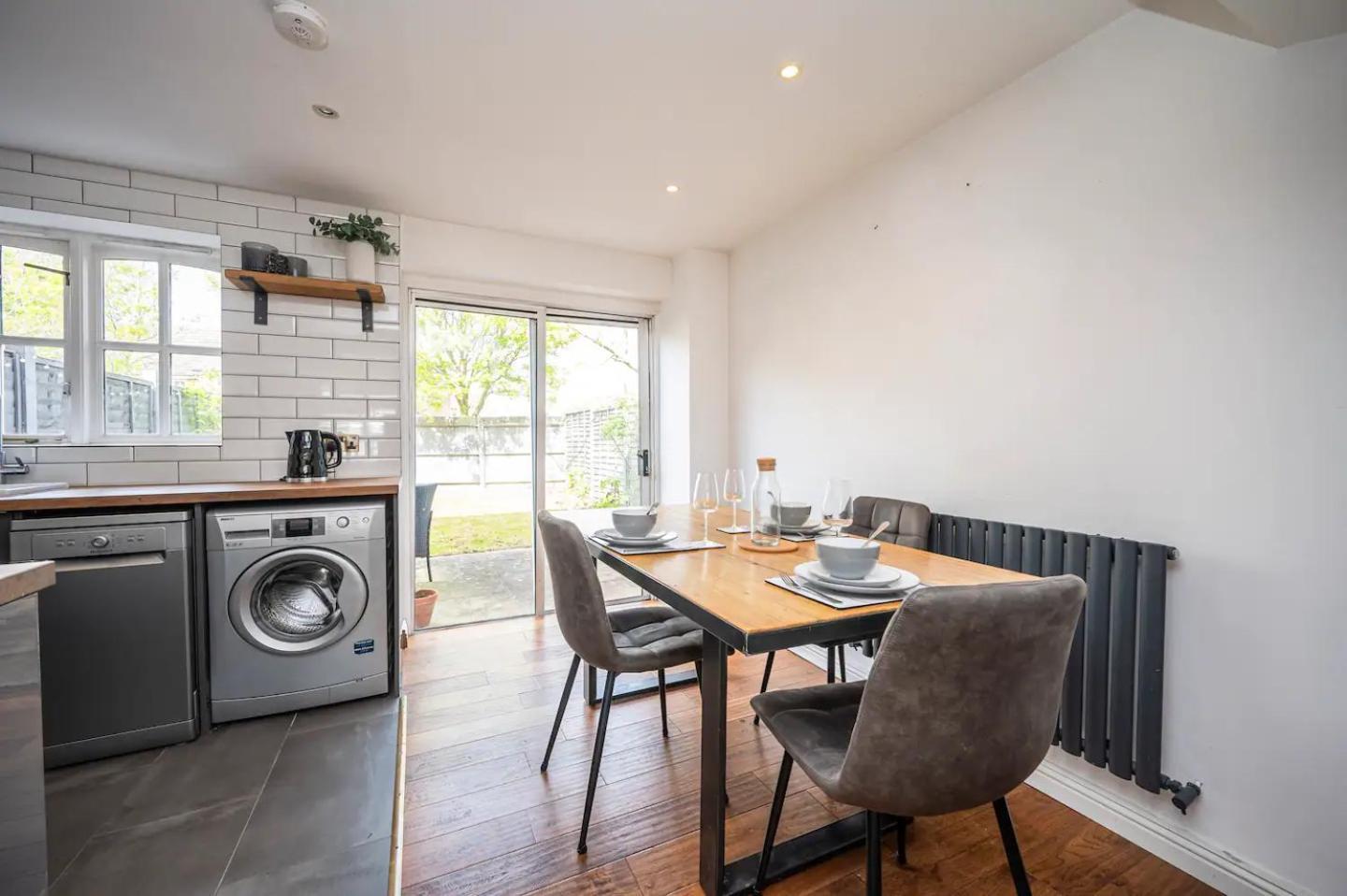 Greenwich House 10 Mins To O2 - Free Parking Pass The Keys Holiday home