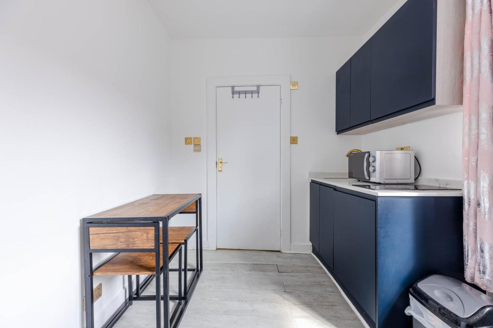 Appartement Tower Apartment's *