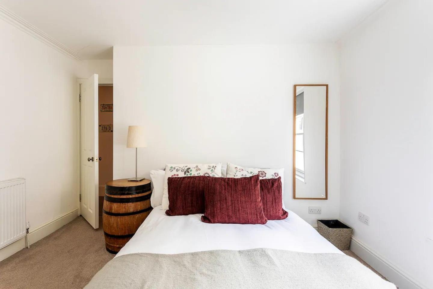 Vakantiehuis Pass The Keys Spacious Camberwell House 30min Bus *