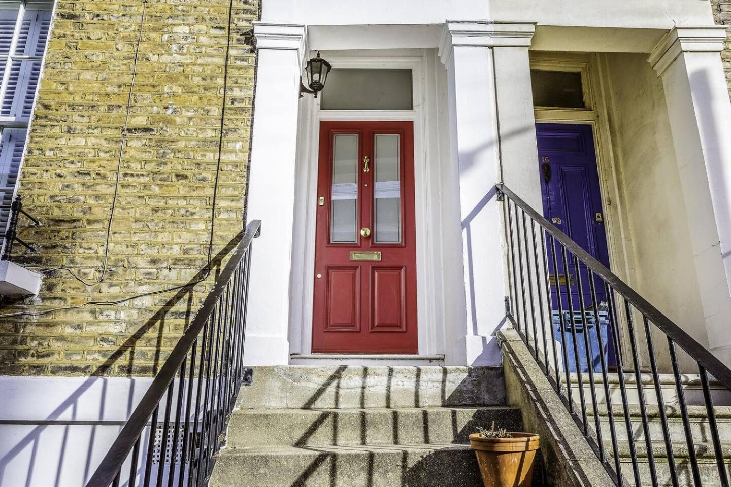 Vakantiehuis Pass The Keys Spacious Camberwell House 30min Bus Londen