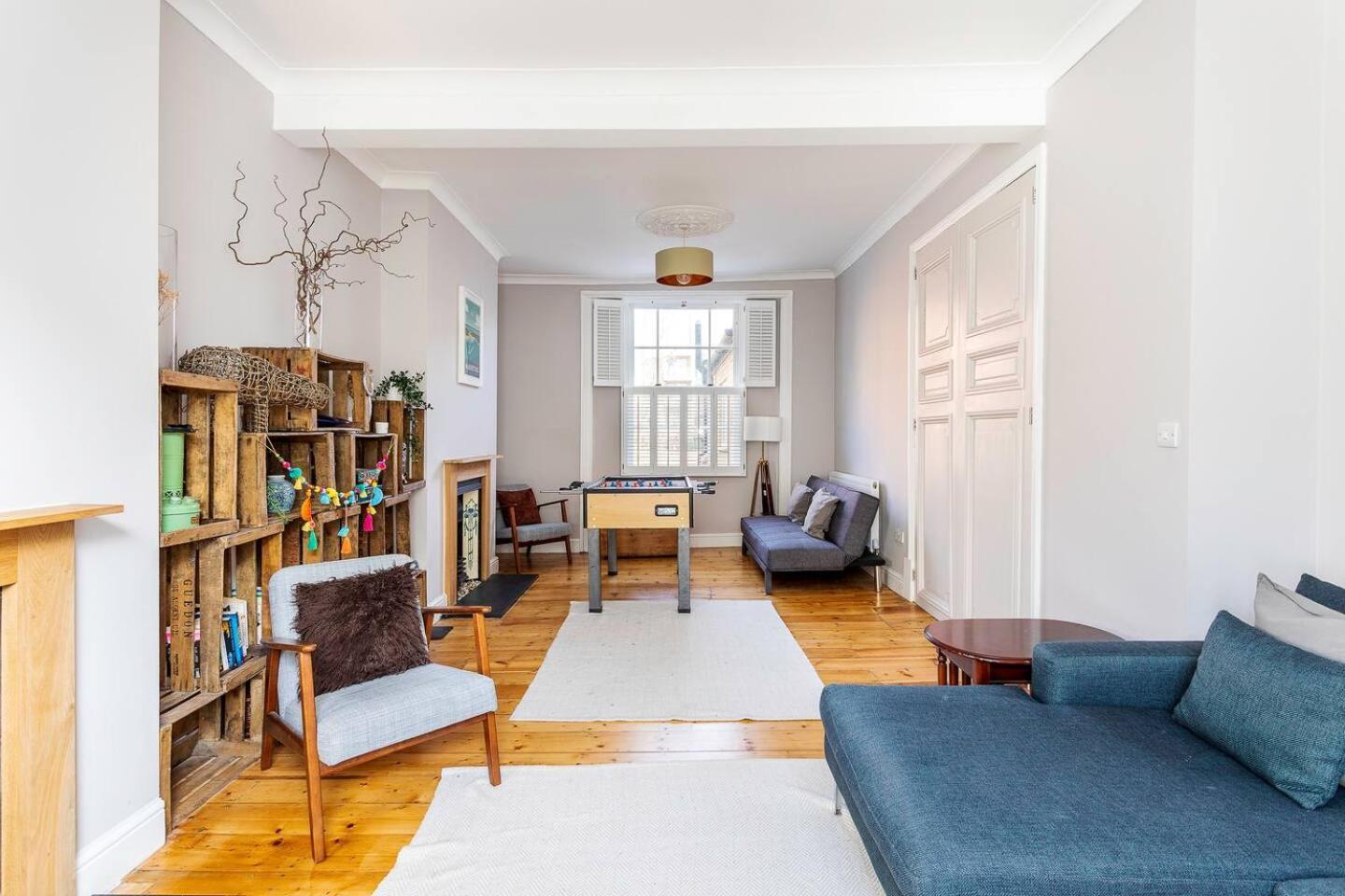 Vakantiehuis Pass The Keys Spacious Camberwell House 30min Bus Londen