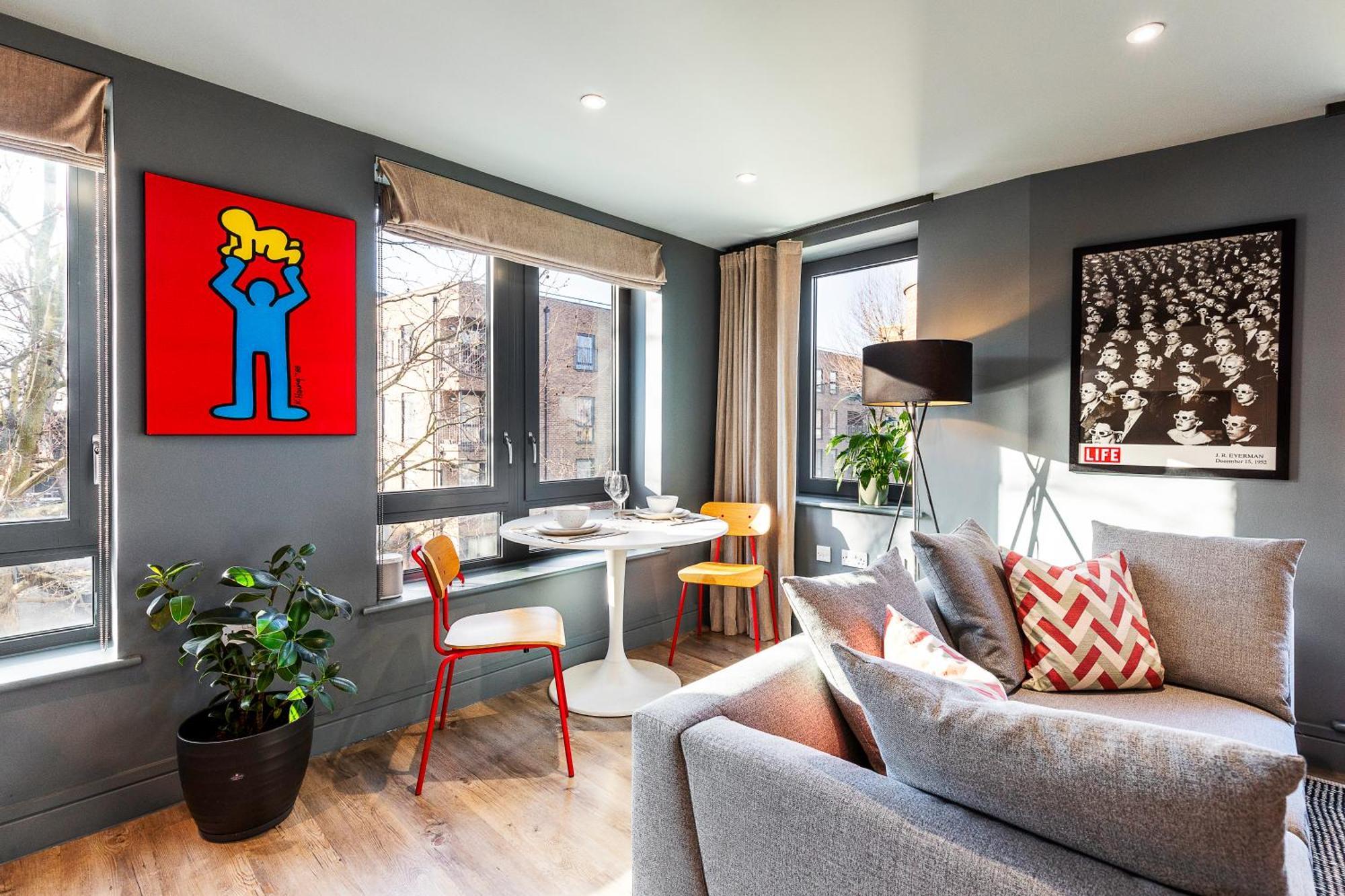 Bermondsey Bliss Views Comfort And Access!