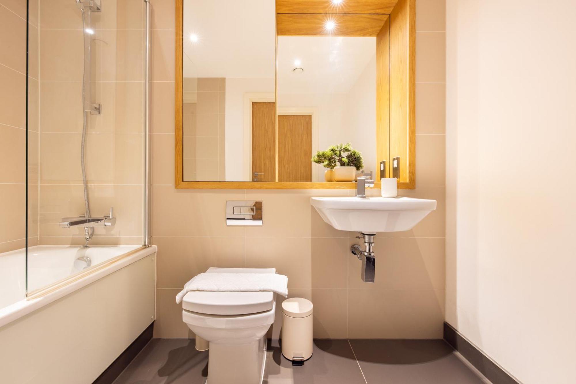 The Greenwich Collection Apartment *
