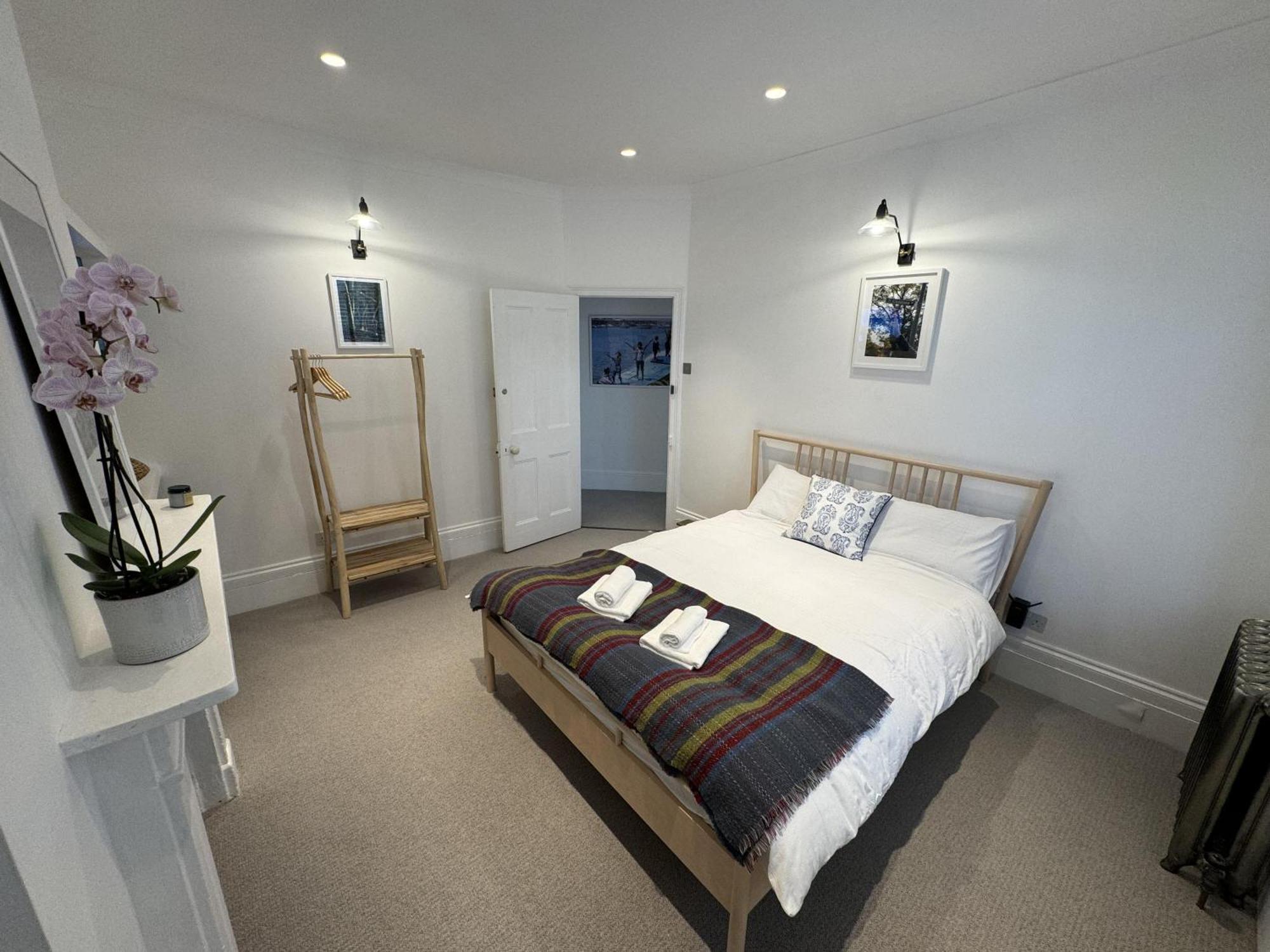 Centrally Located Stunning 3bed 2bath Se1 London