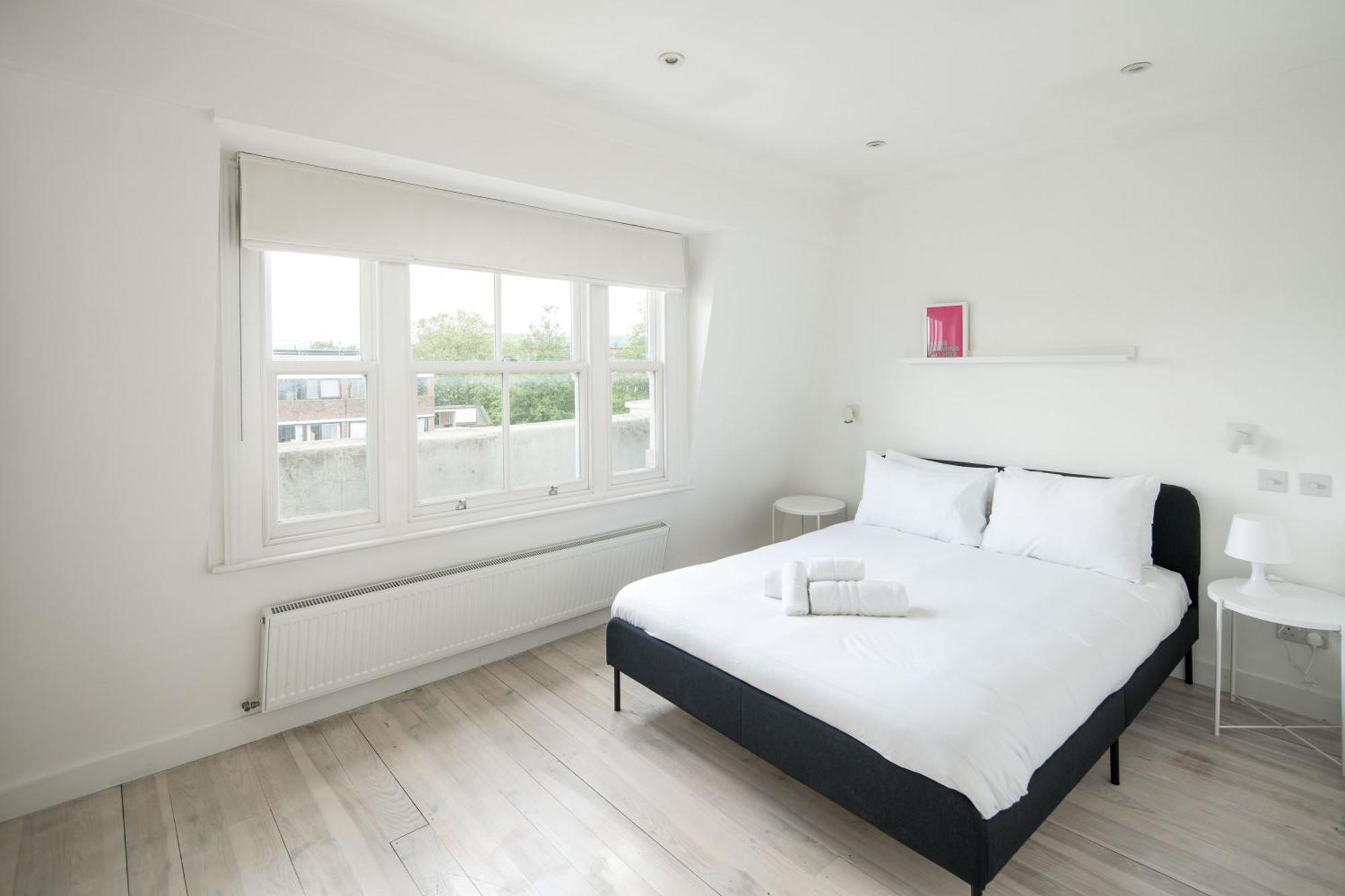 Appartement Elegant 2bd Flat Near Portobello Rd With Balcony Londen