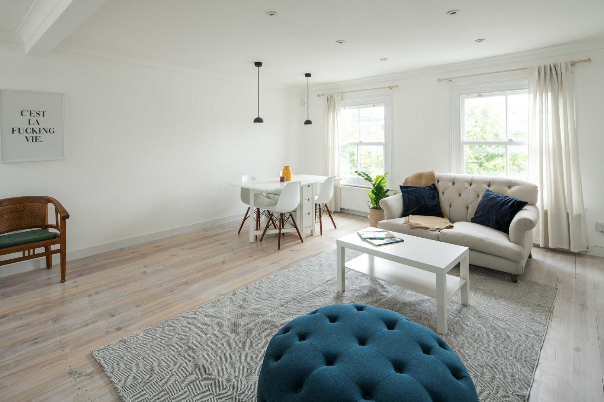 Elegant 2bd Flat Near Portobello Rd With Balcony * Londen