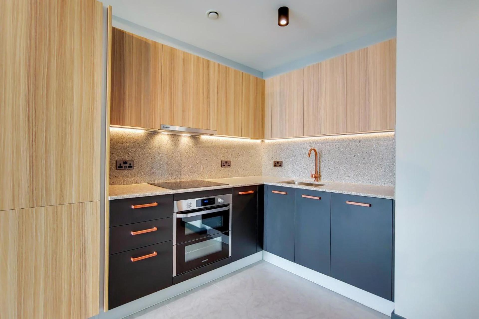 Chic And Comfortable In Appartement Londen