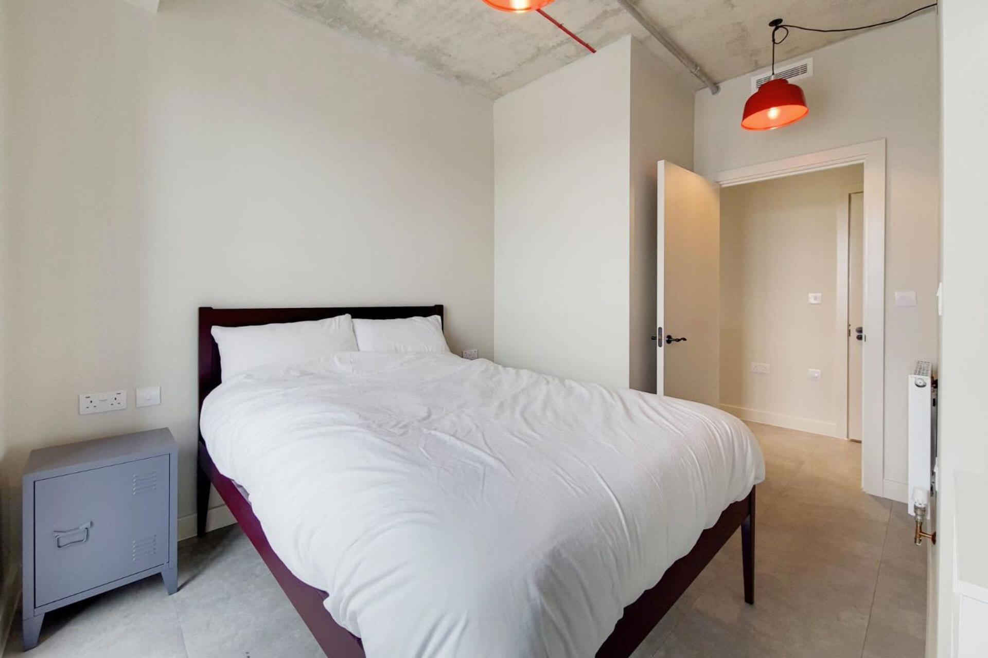Apartment Home-like Comfort At The Robinson In *