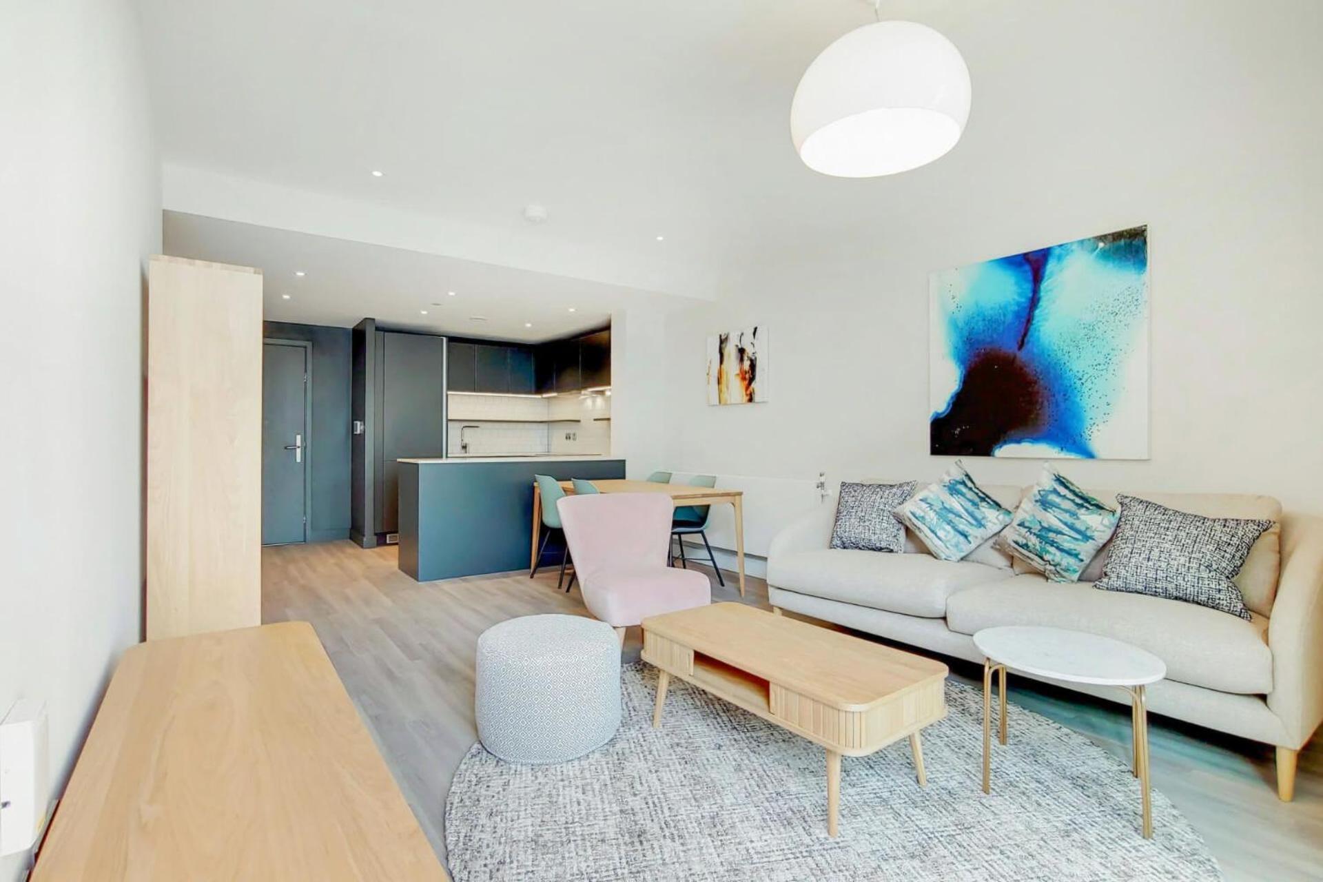 Chic And Comfortable In Appartement *
