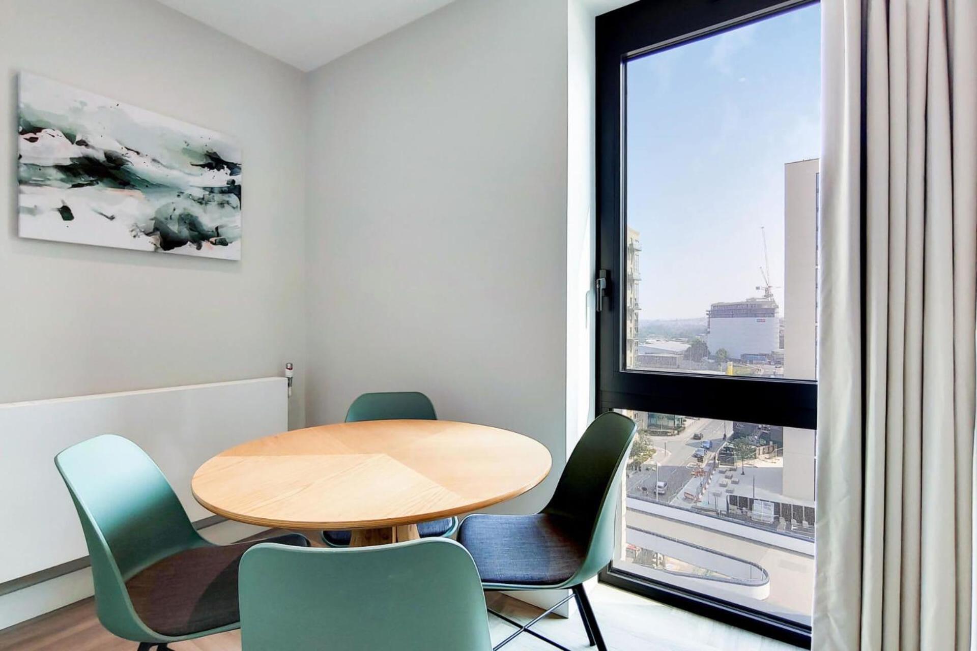 Chic And Comfortable In Appartement Londen