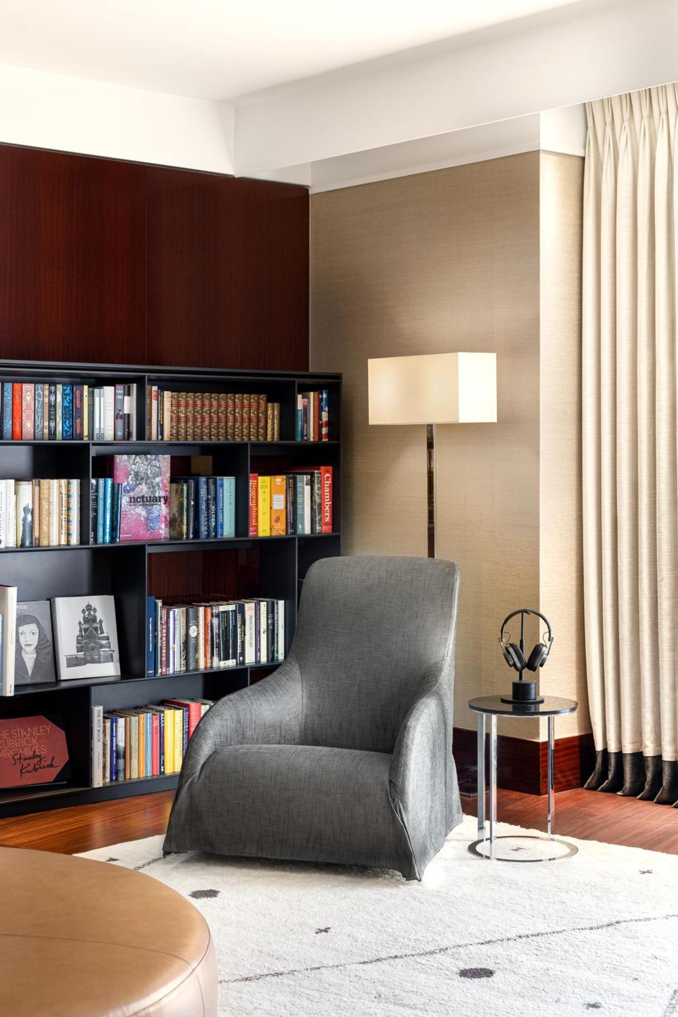 Bulgari Hotel, Hotel 5*
