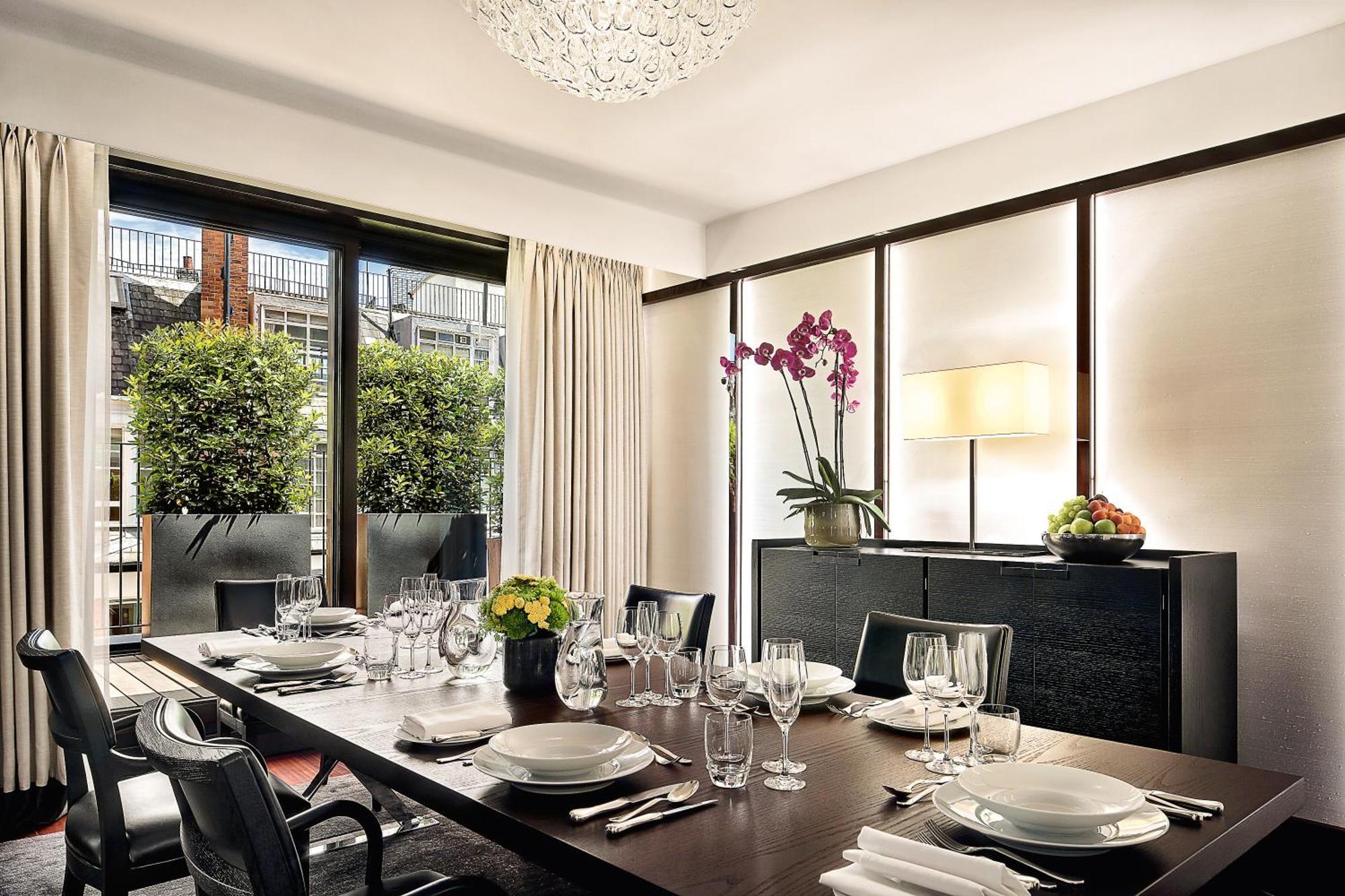 Hotel Bulgari Hotel,