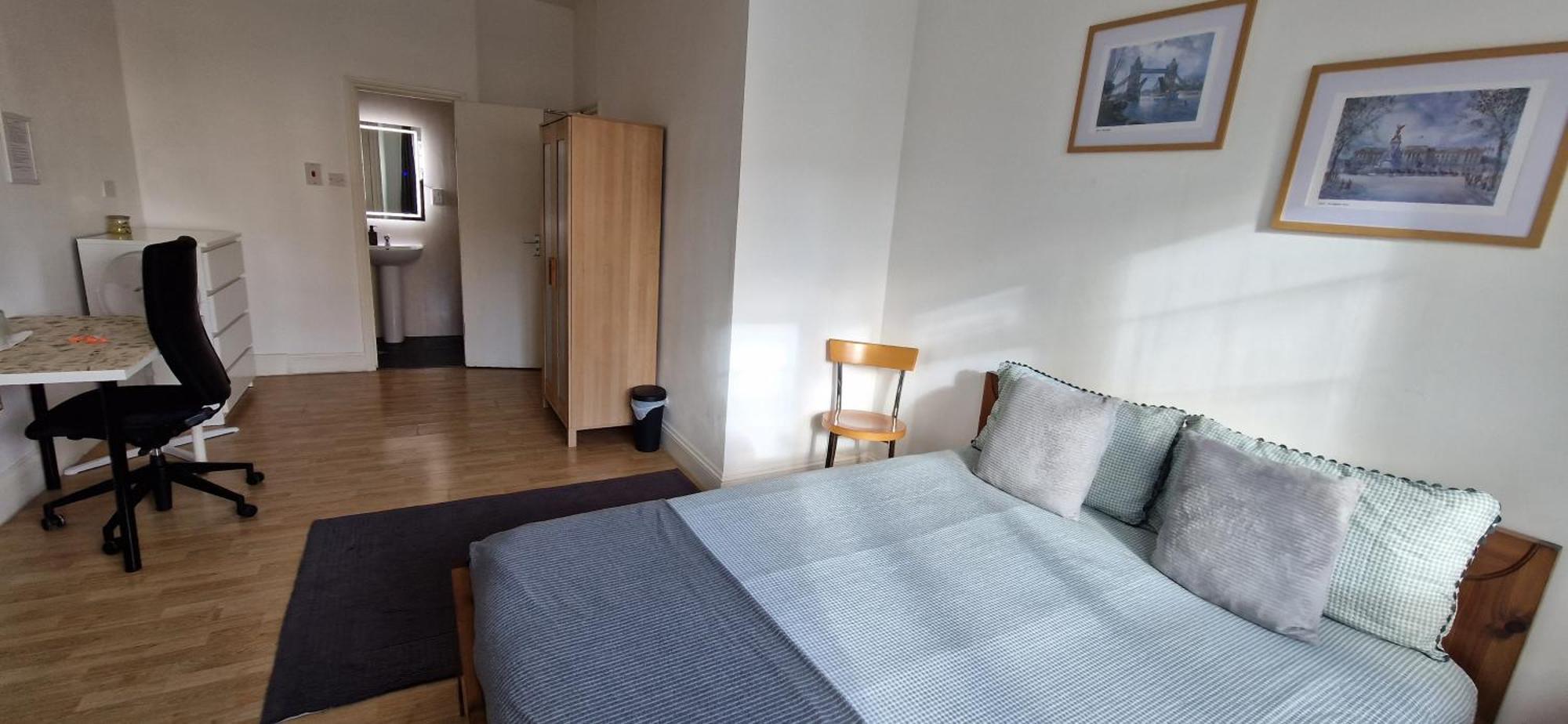 Habitación en casa particular Affordable In Shared Flat, Bridge Londres