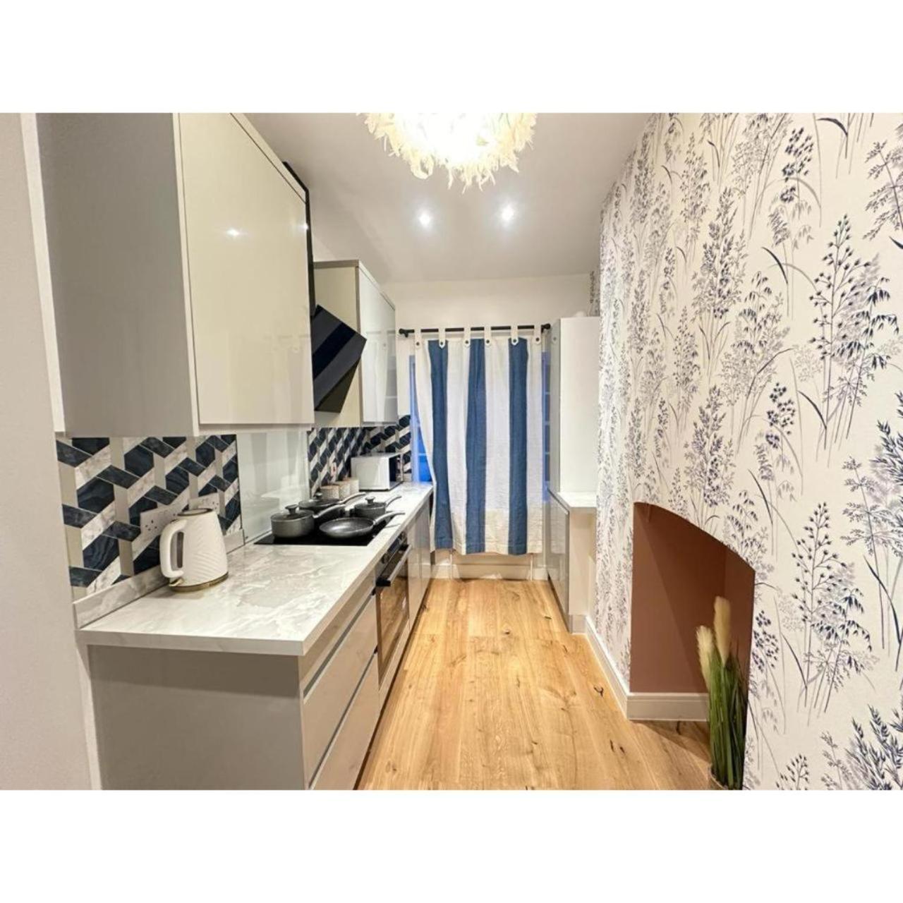 Apartment F1- Stylish 1 Bed Flat Near Edgware Road London