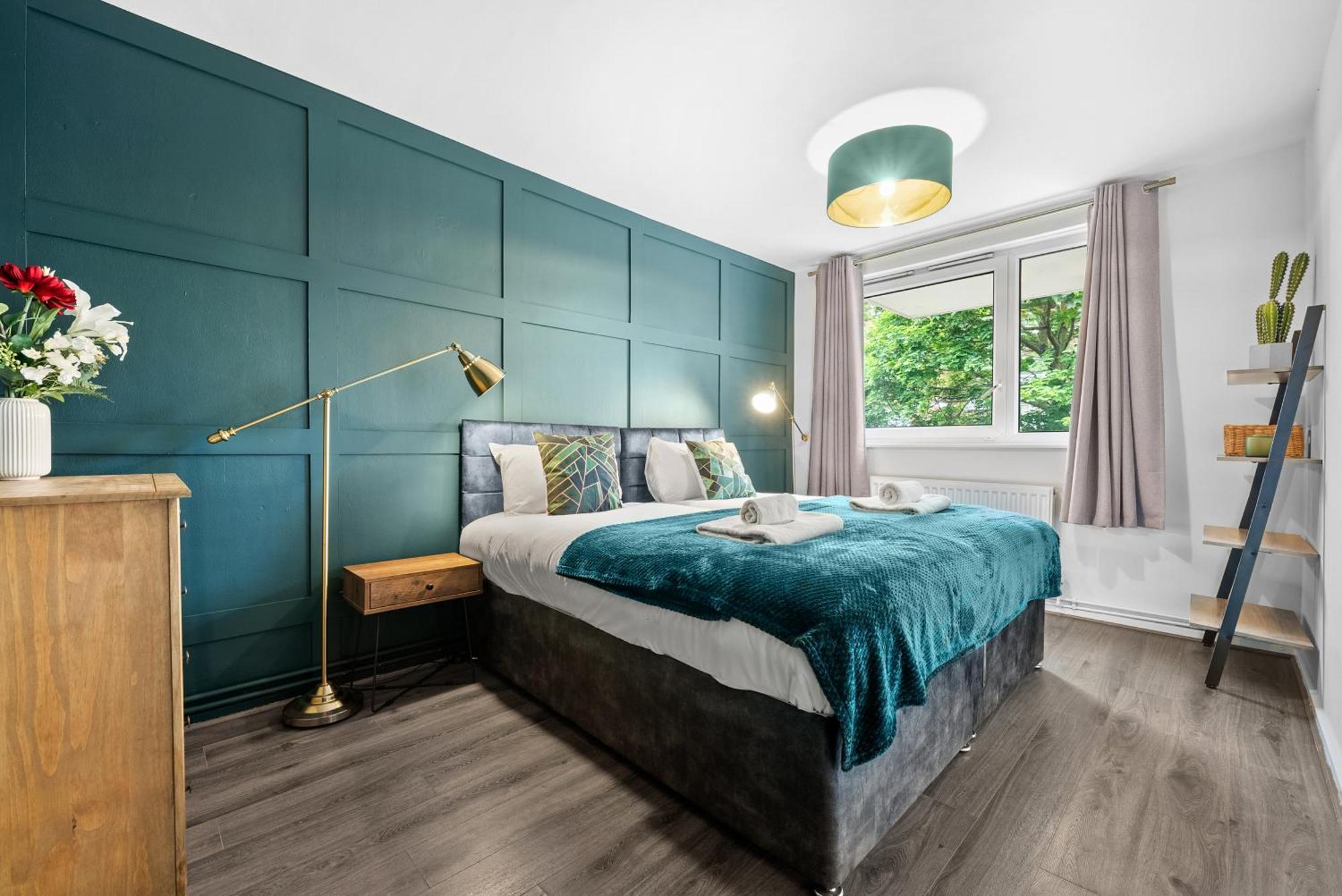 Apartment Spacious 3 Bedroom Whitechapel With Garden By Gold London