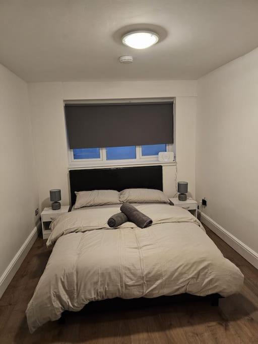 Beautiful Garden Flat Near Apartment