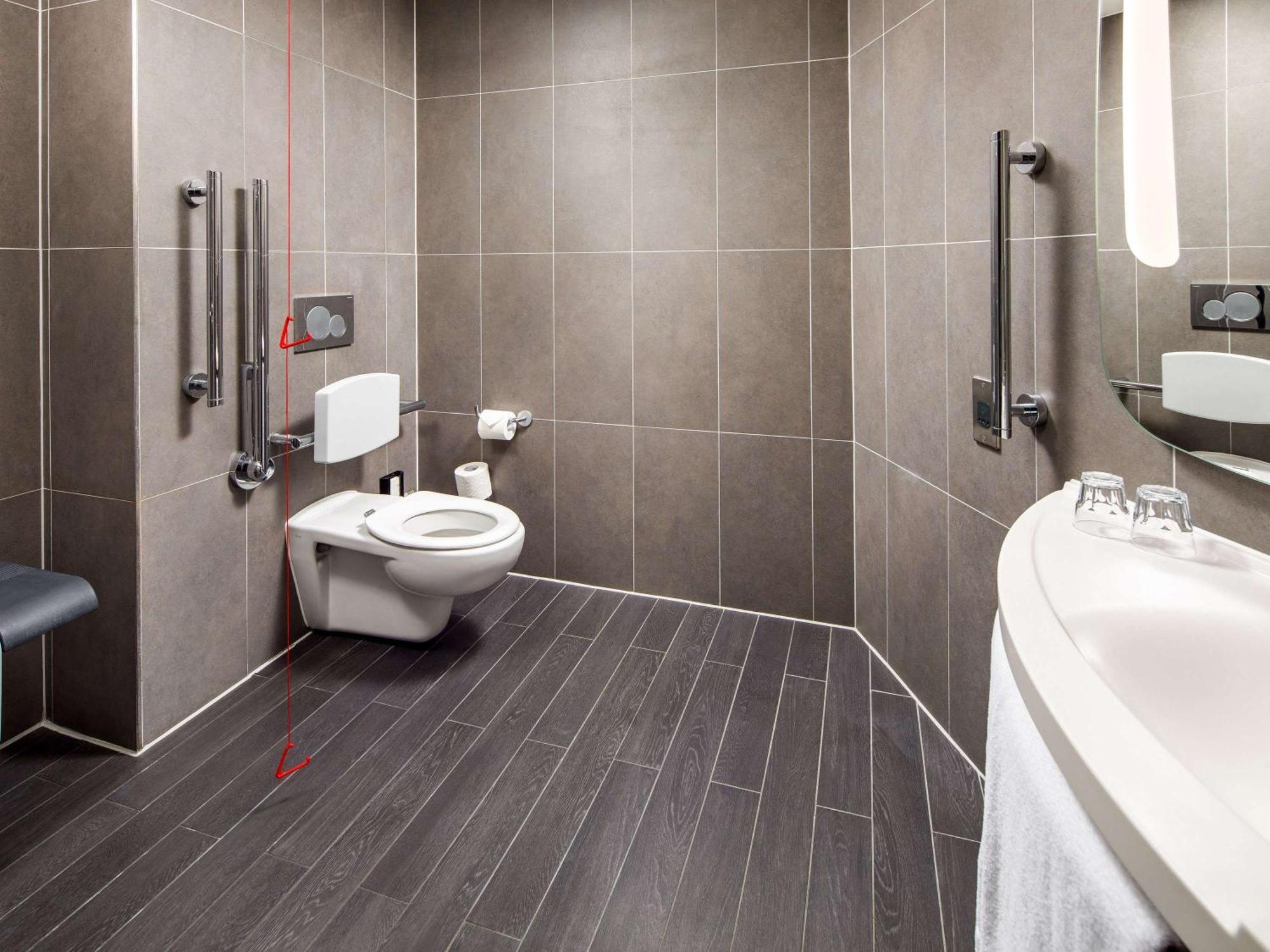 Ibis Canning Town London