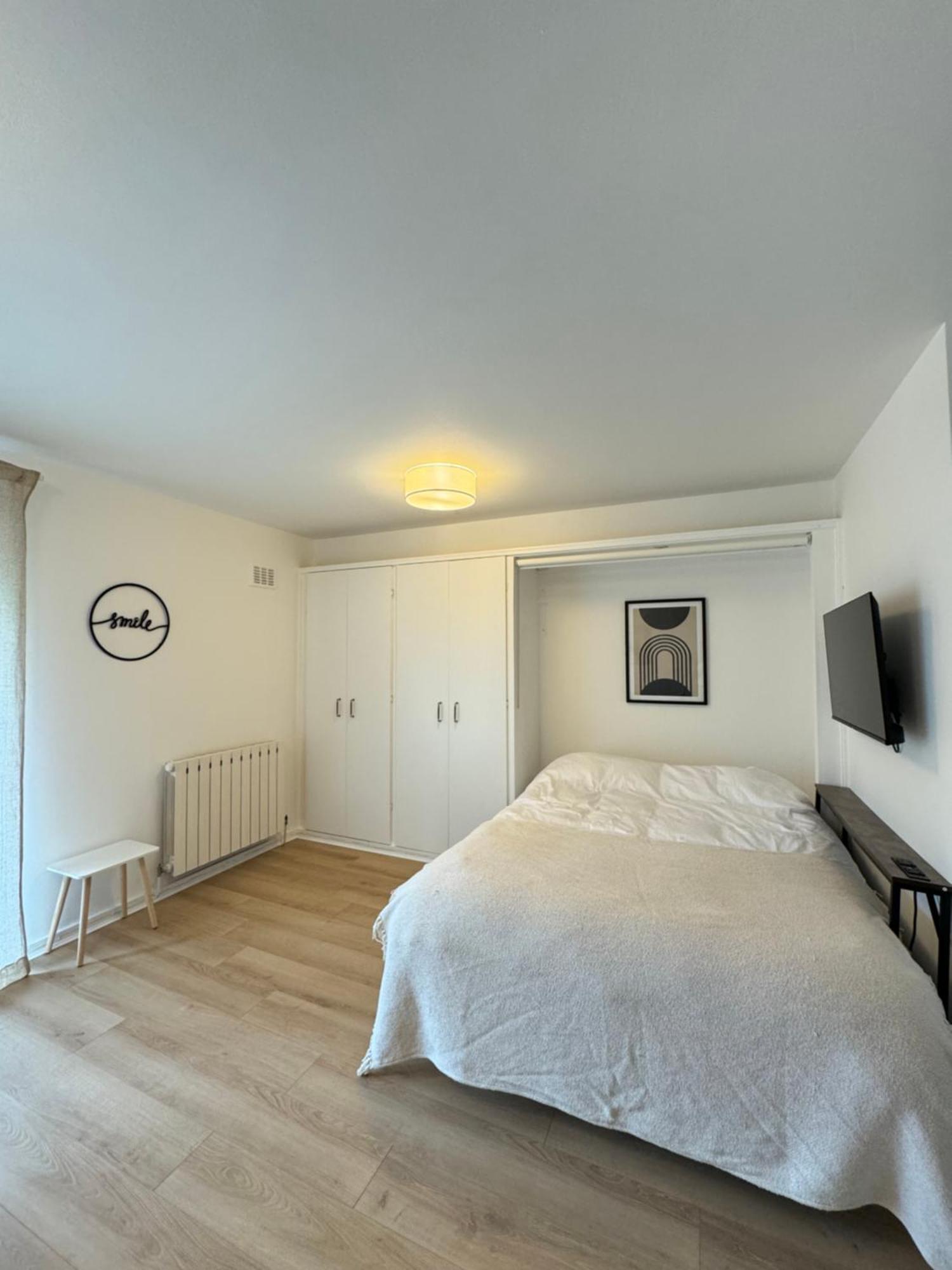 Apartment Refurbished Kensington With Balcony Near Tube *