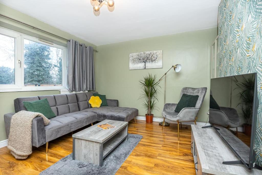 Ground Charming 3 Bedroom Flat With Private Garden Appartement