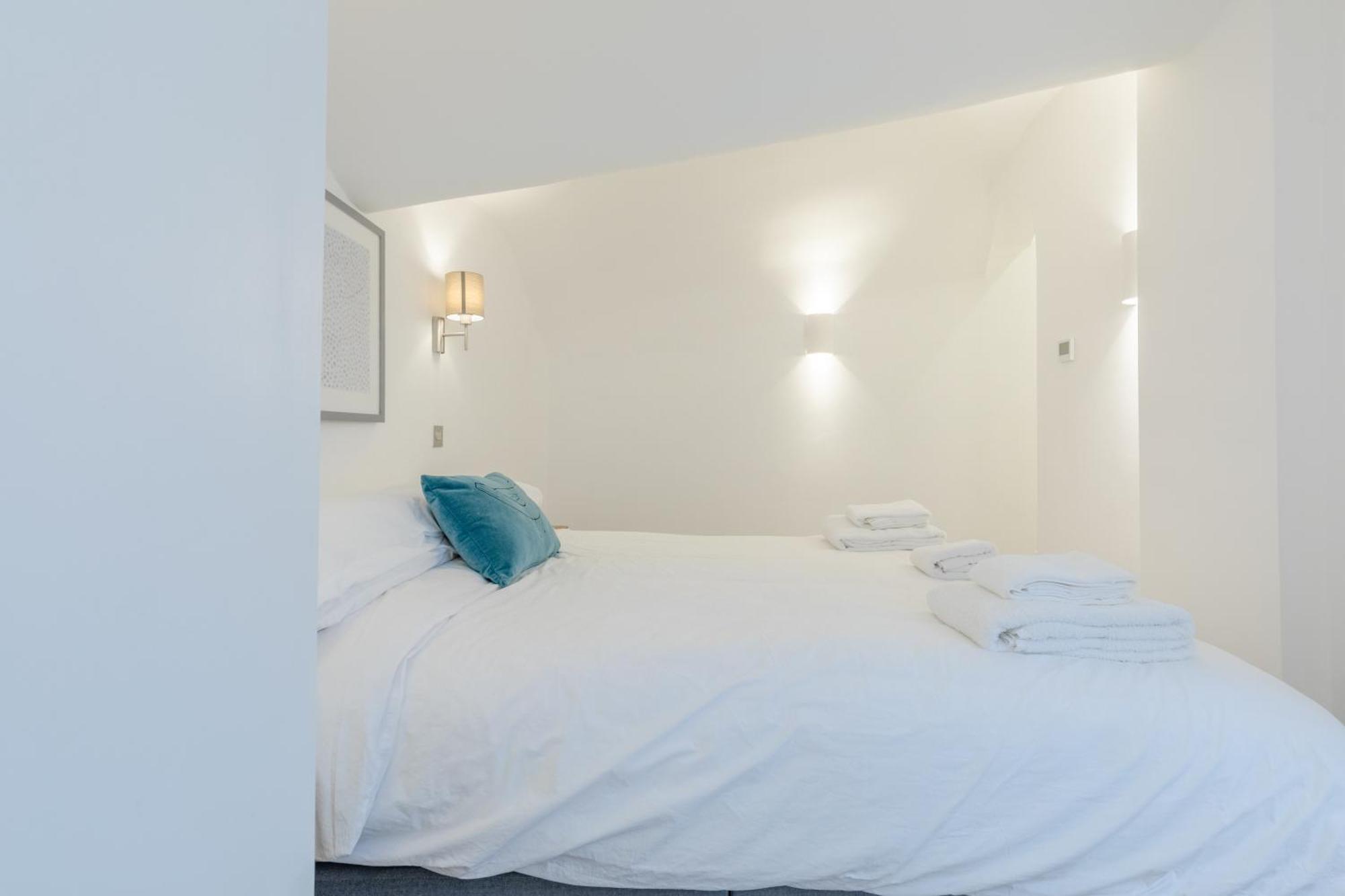 Lovely In Near Victoria Apartment London