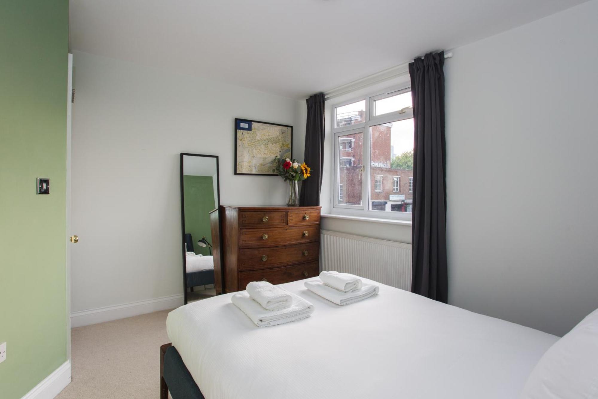 Apartment Lovely 2 Bedroom Flat Near Whitechapel Station London