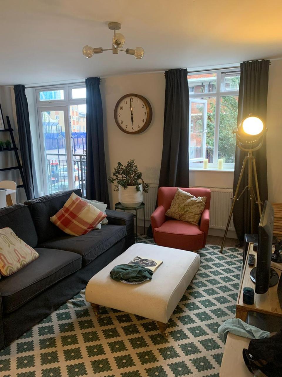 Apartment Lovely 2 Bedroom Flat Near Whitechapel Station London