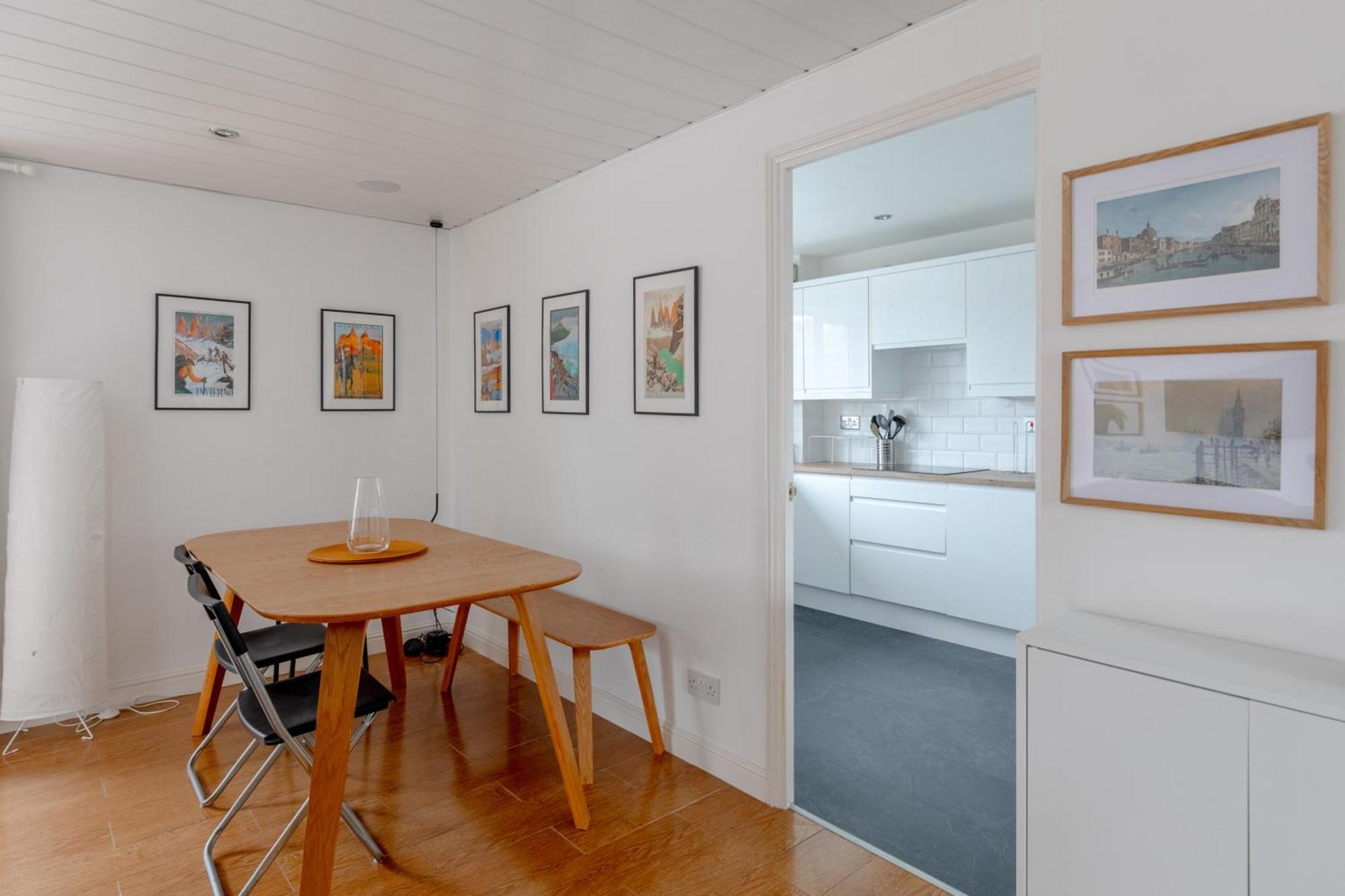 Apartment 2bd Flat With Views Of Canary Wharf - Rotherhithe