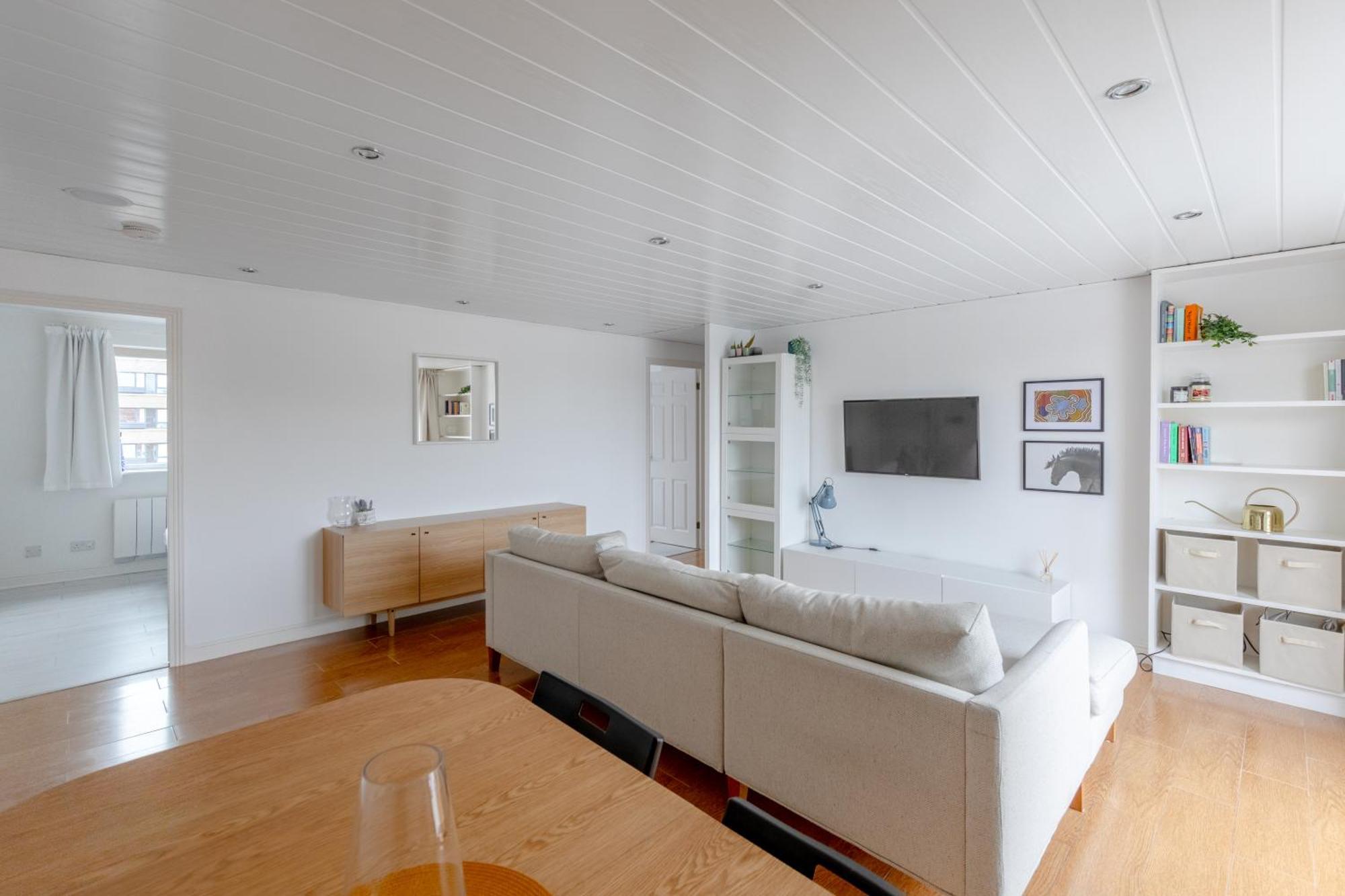 2bd Flat With Views Of Canary Wharf - Rotherhithe Apartment *