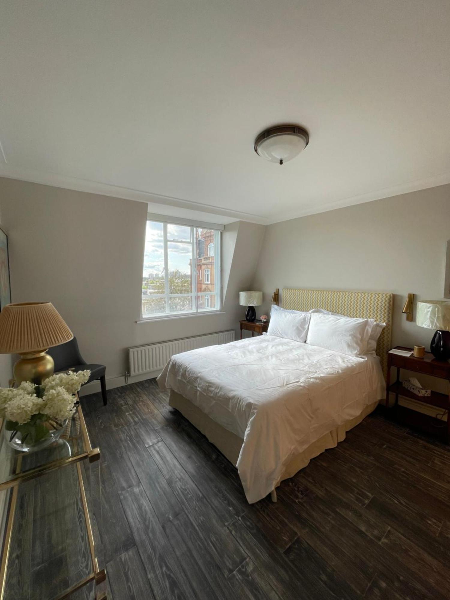 Beautifully Decorated 1bd Oasis - Earl's Court! Apartment *