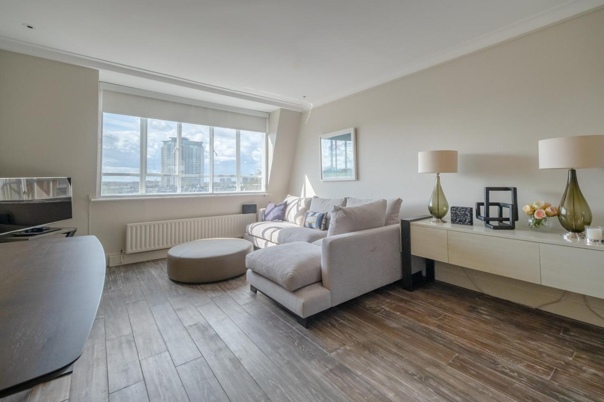 Apartment Beautifully Decorated 1bd Oasis - Earl's Court! *