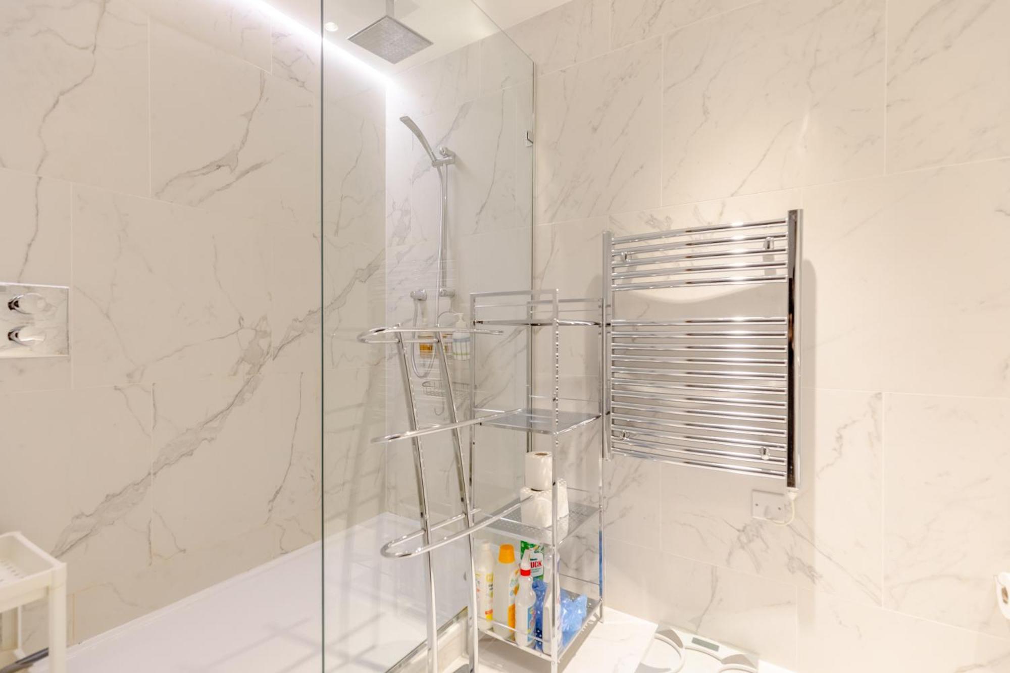 Stylish & Modern 1bd Flat - Chancery Lane! Apartment London