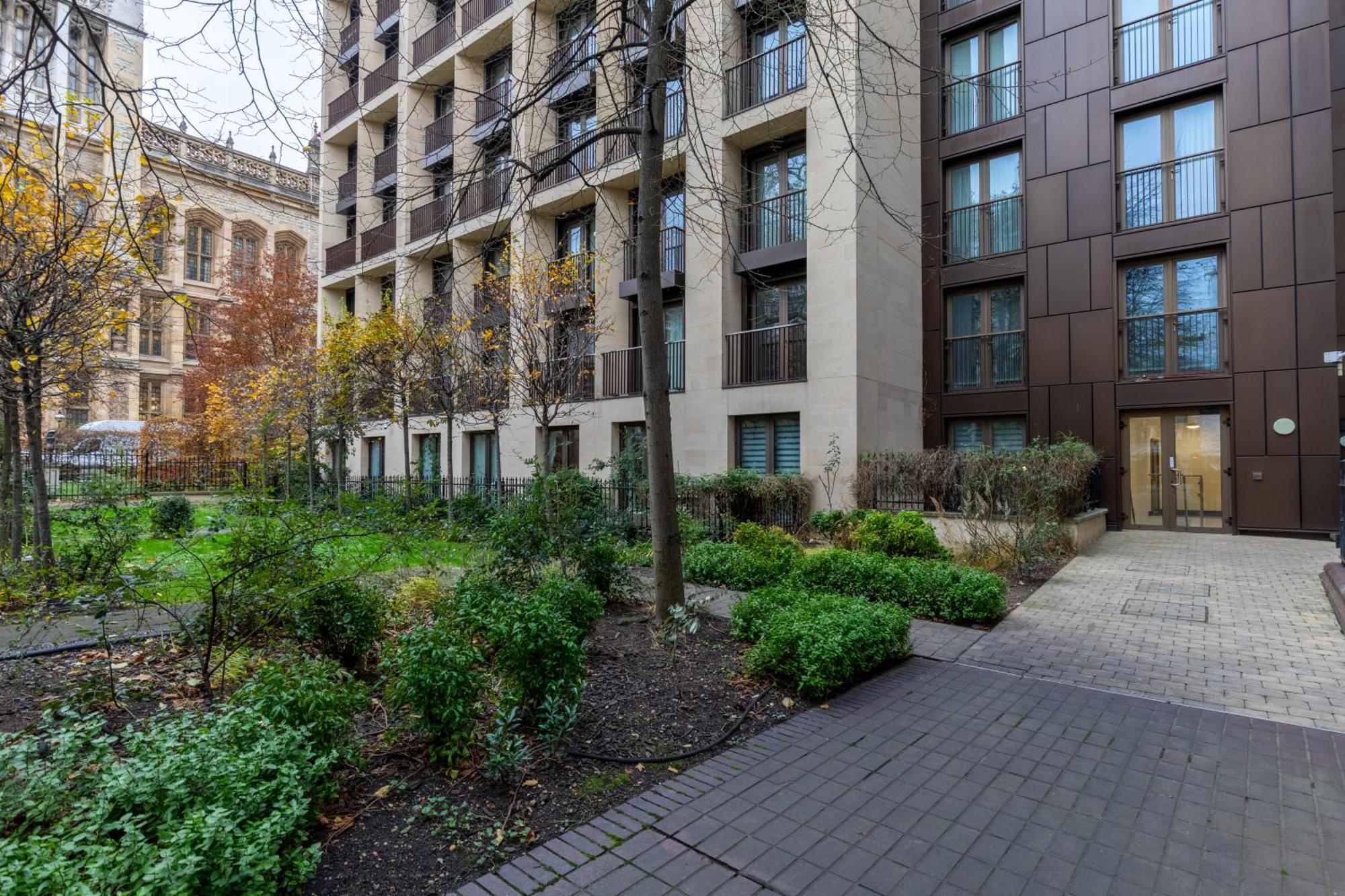 Stylish & Modern 1bd Flat - Chancery Lane! * London