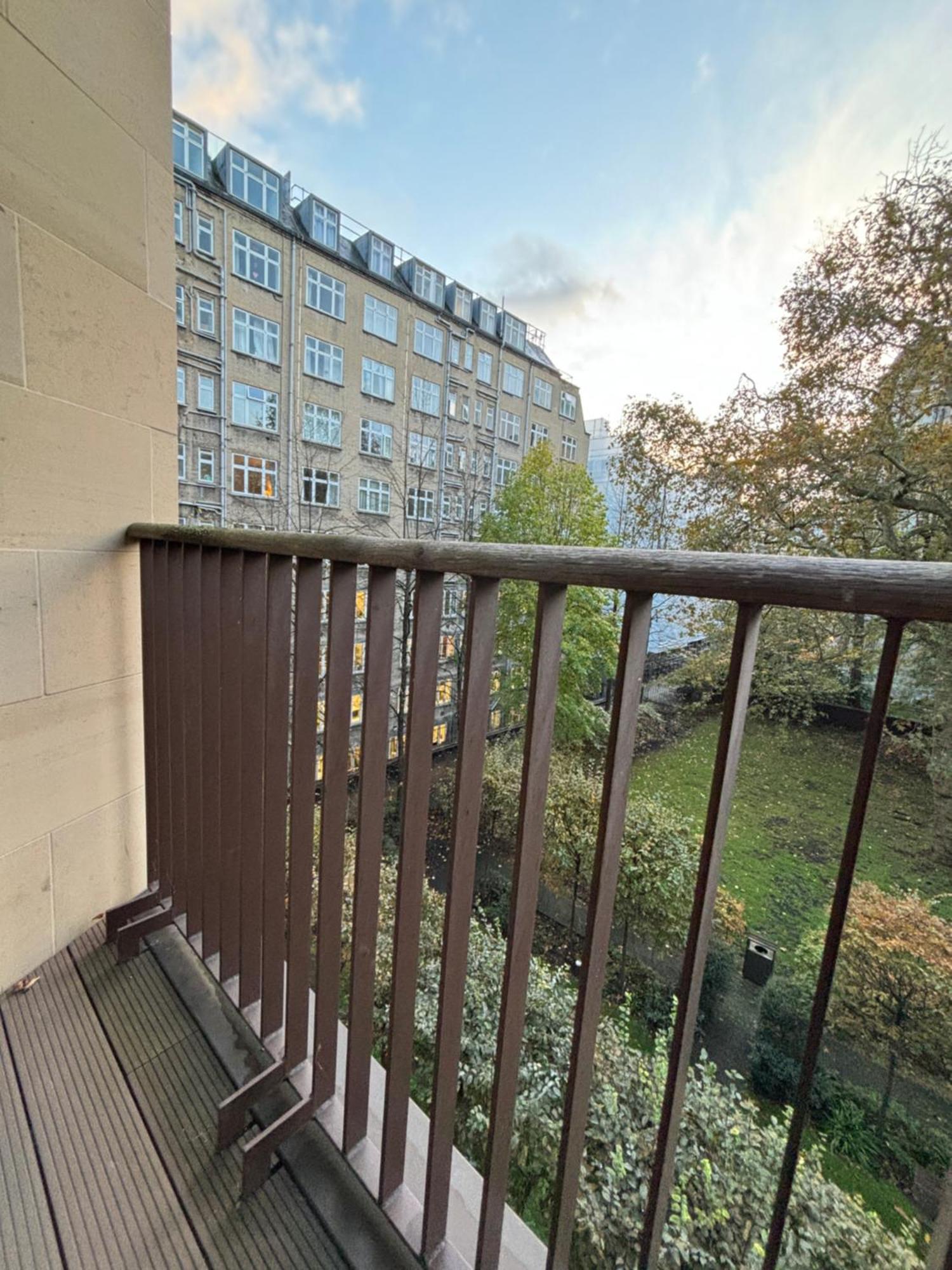 Stylish & Modern 1bd Flat - Chancery Lane! *