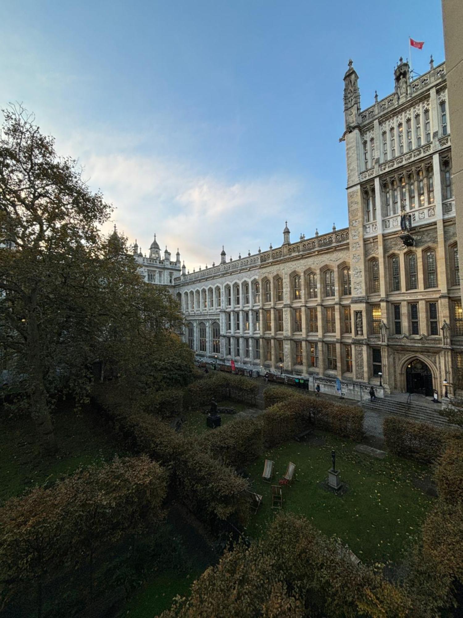 Stylish & Modern 1bd Flat - Chancery Lane! *