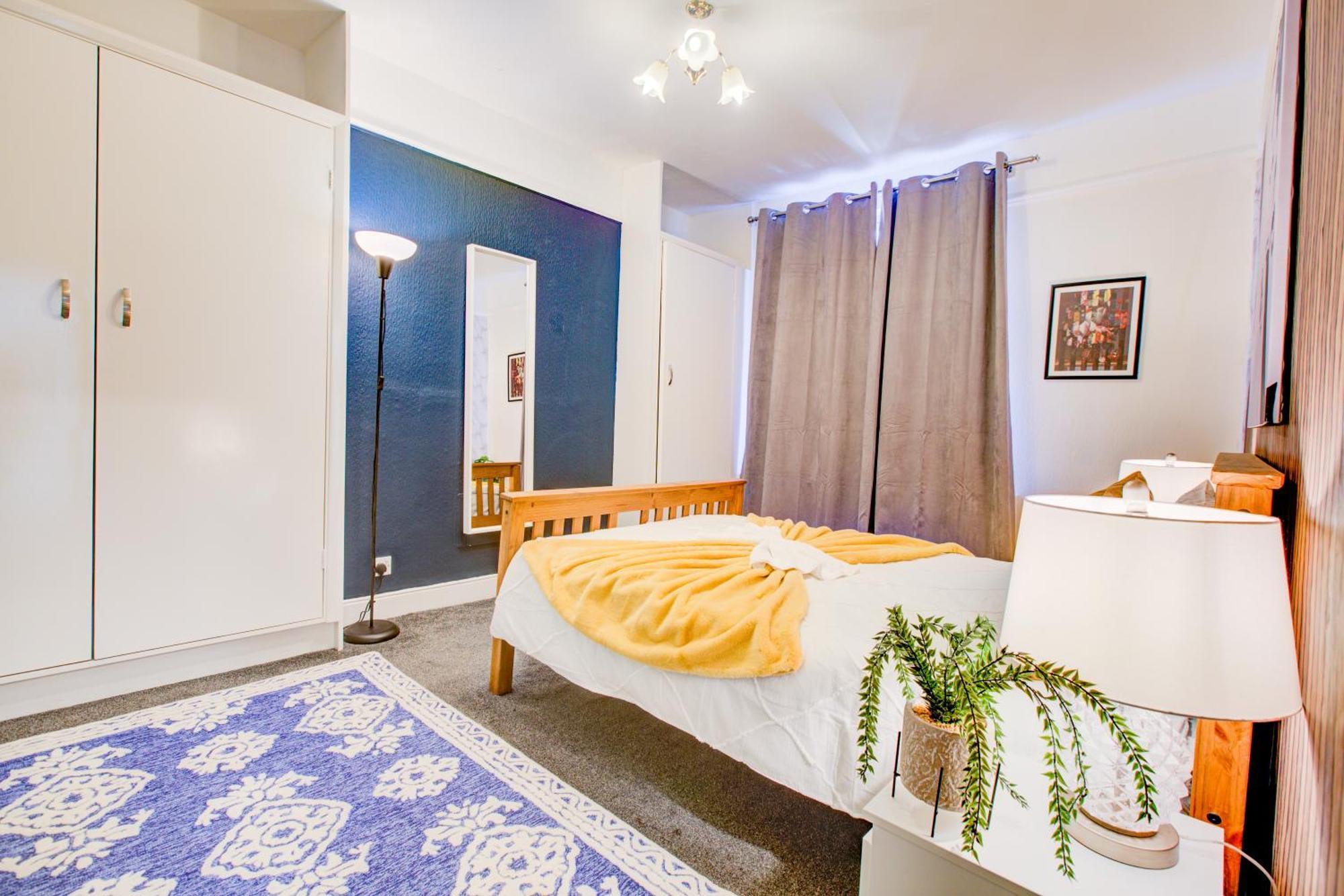 Apartment 2 Bedroom And Living Edgware Road, Central *