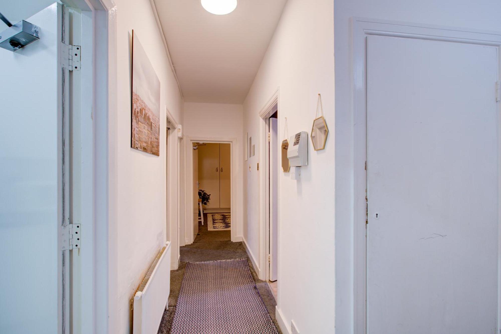 2 Bedroom And Living Edgware Road, Central London