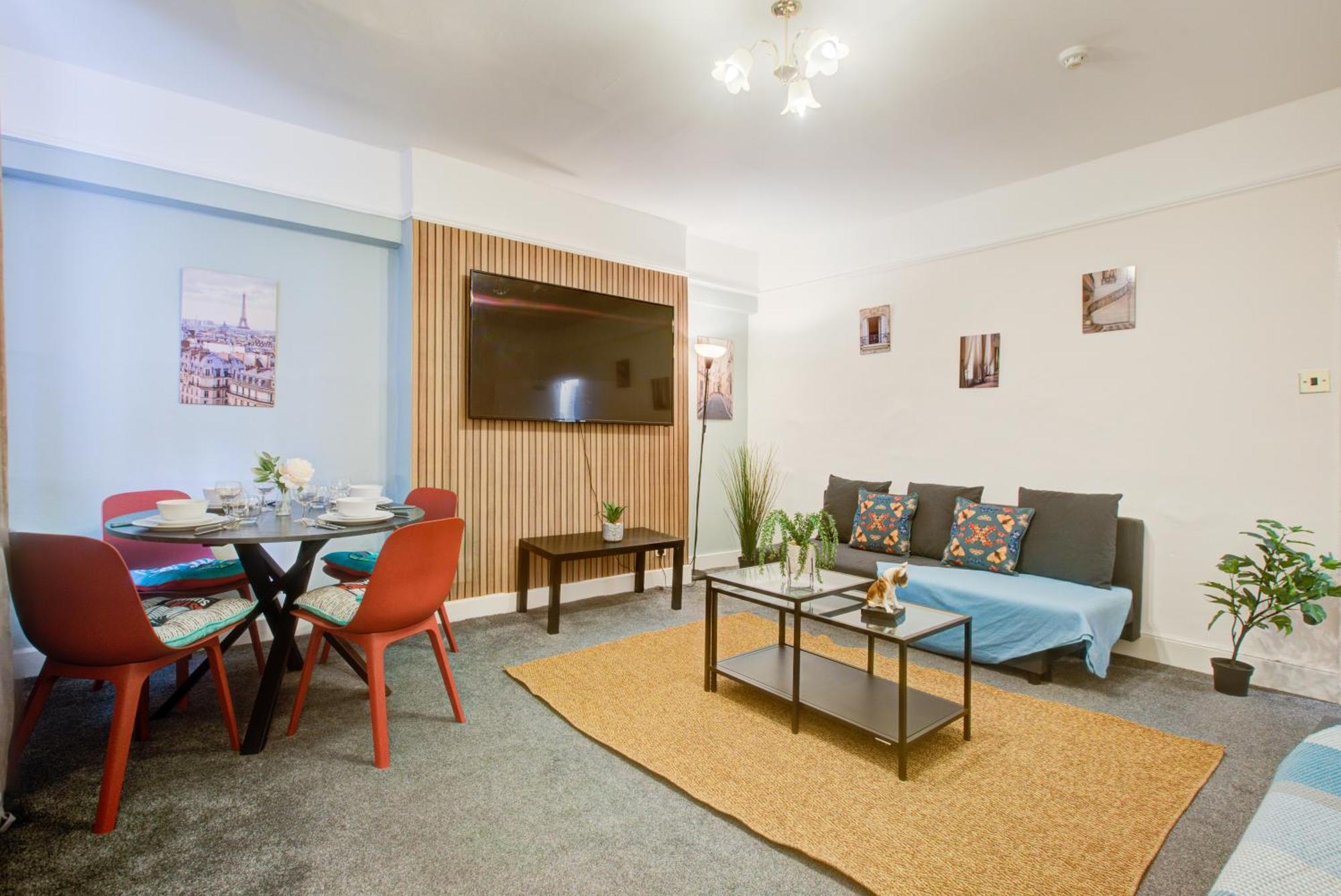2 Bedroom And Living Edgware Road, Central London