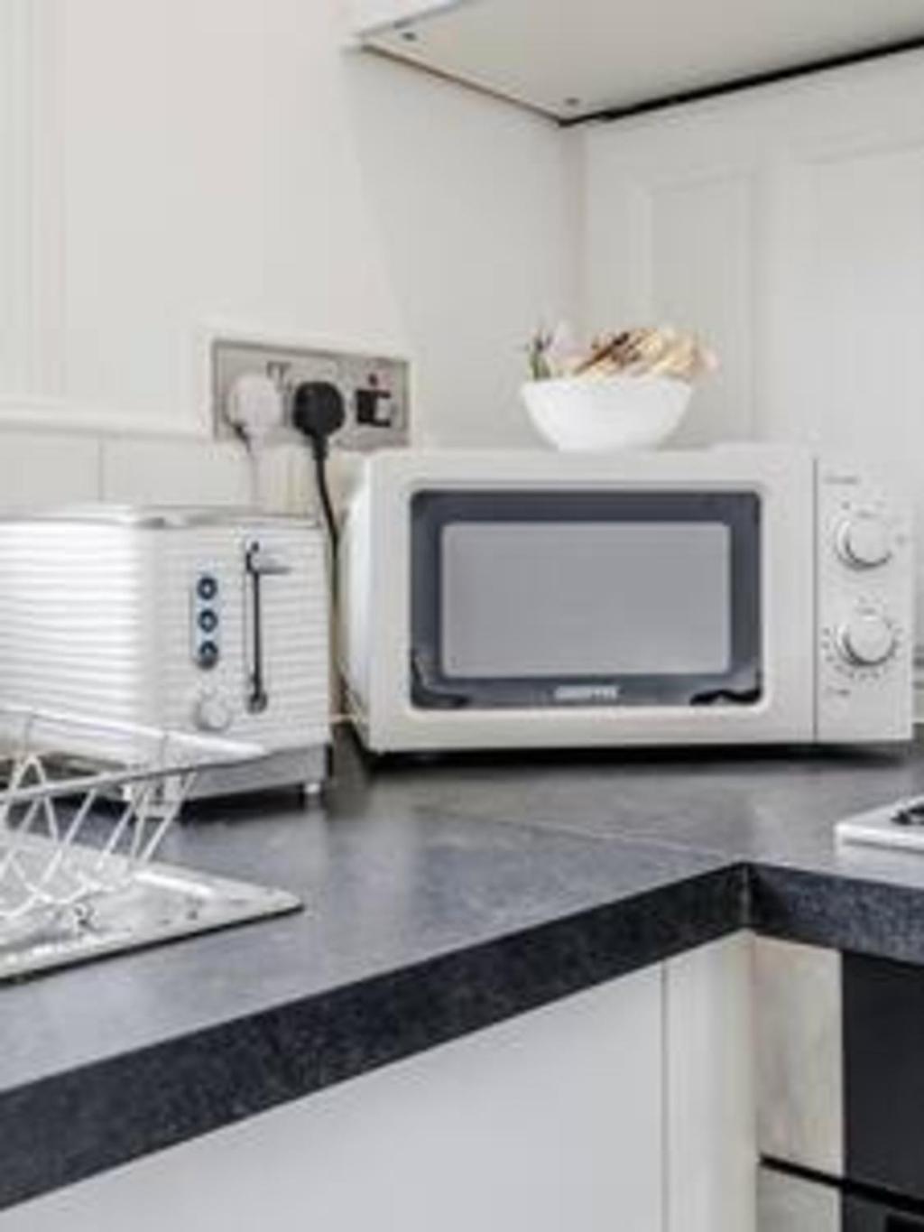 Unbeatable Location In Camden-spacious Flat London