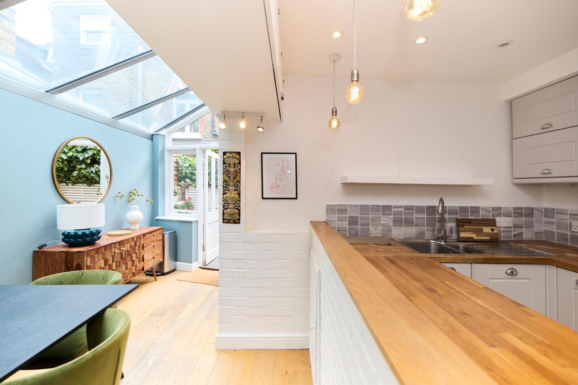 Apartment The Fulham Hideout - Modish 2bdr Flat With Patio *