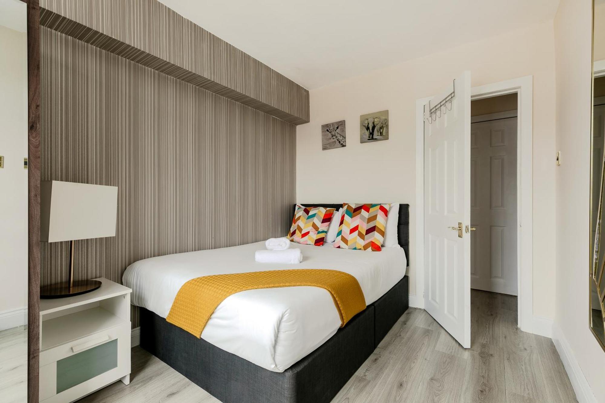 Elegant 3 Bedrooms Near Hyde Park & Oxford St Apartment *