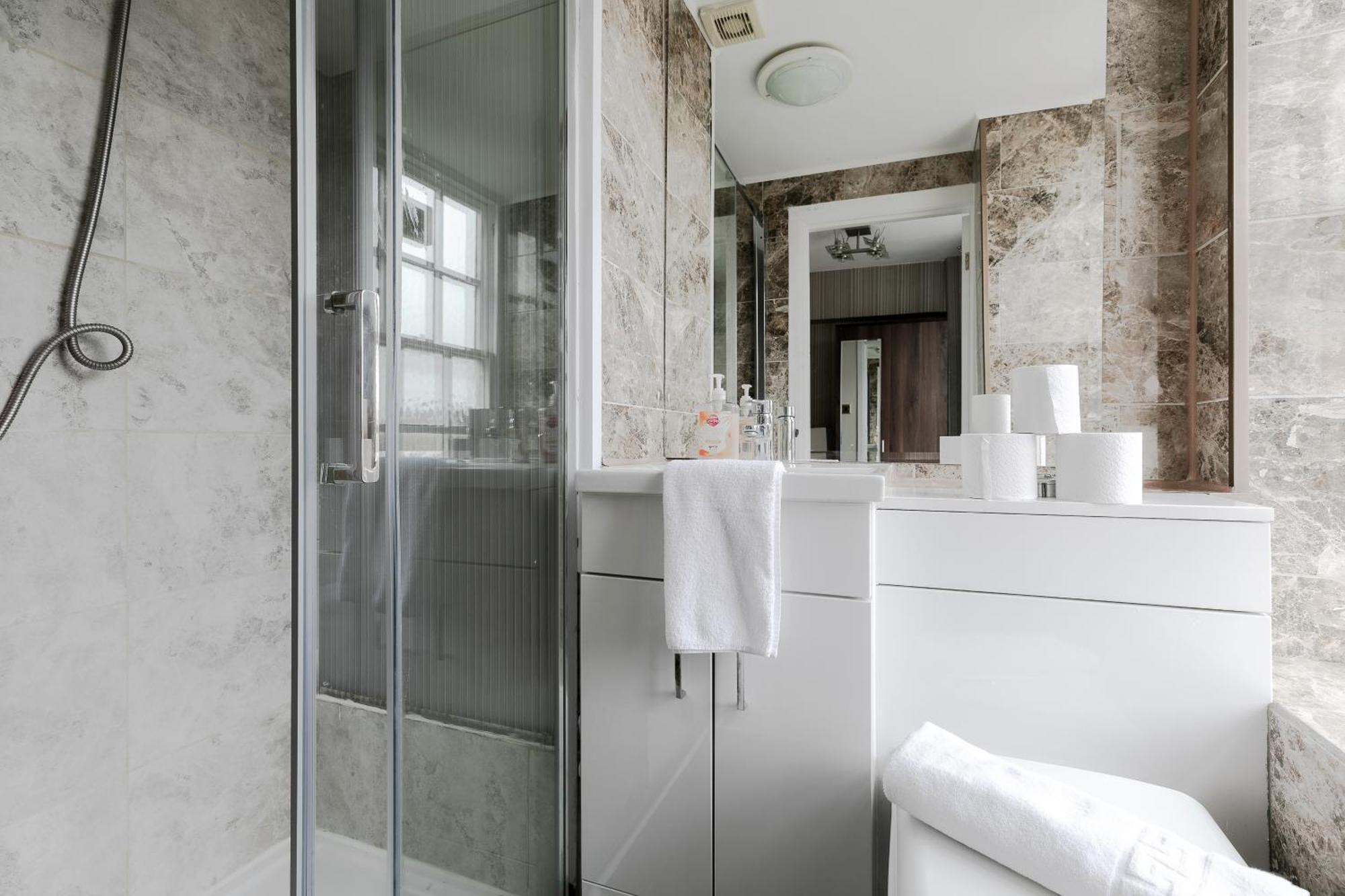 Elegant 3 Bedrooms Near Hyde Park & Oxford St