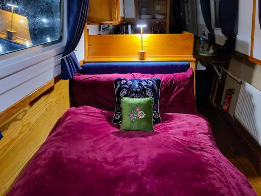 Hotel en barco Cosy Canal Boat In Little Venice By Paddington For Family & Friends *