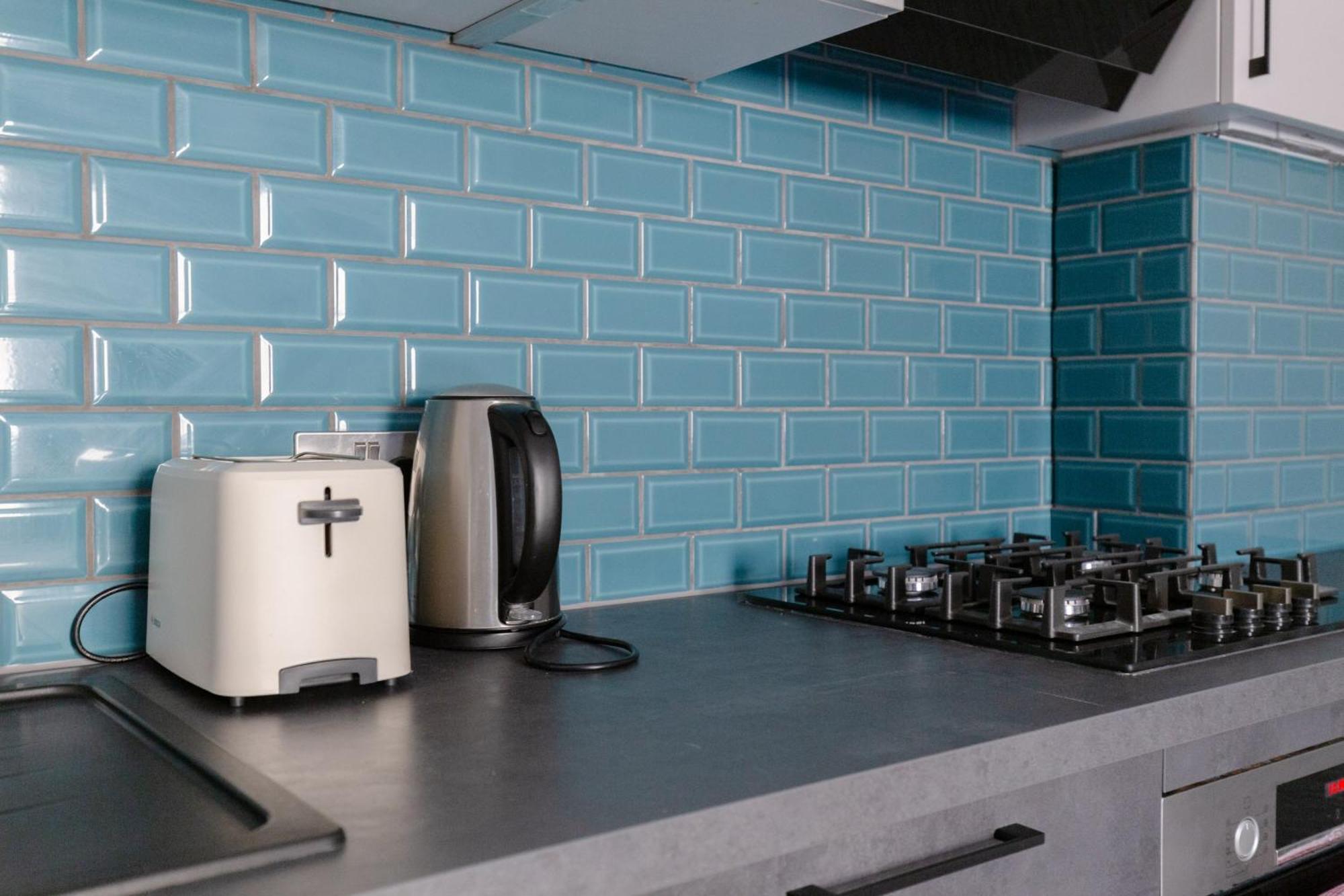 Apartment Refurbished Kensington With Balcony Near Tube London