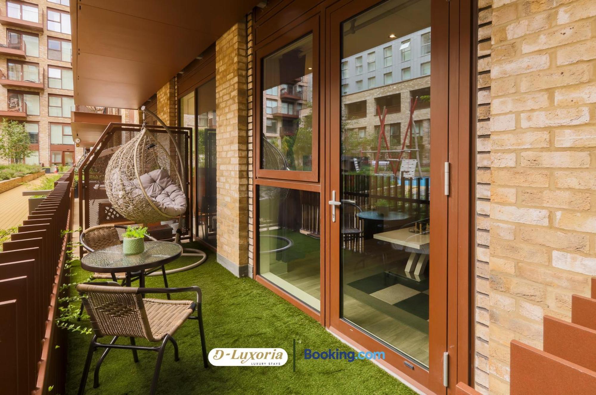 Apartment Stylish 2br By Dluxoria Short Lets & Serviced Greater With Pet Friendly, Free Wifi & Free Parking London