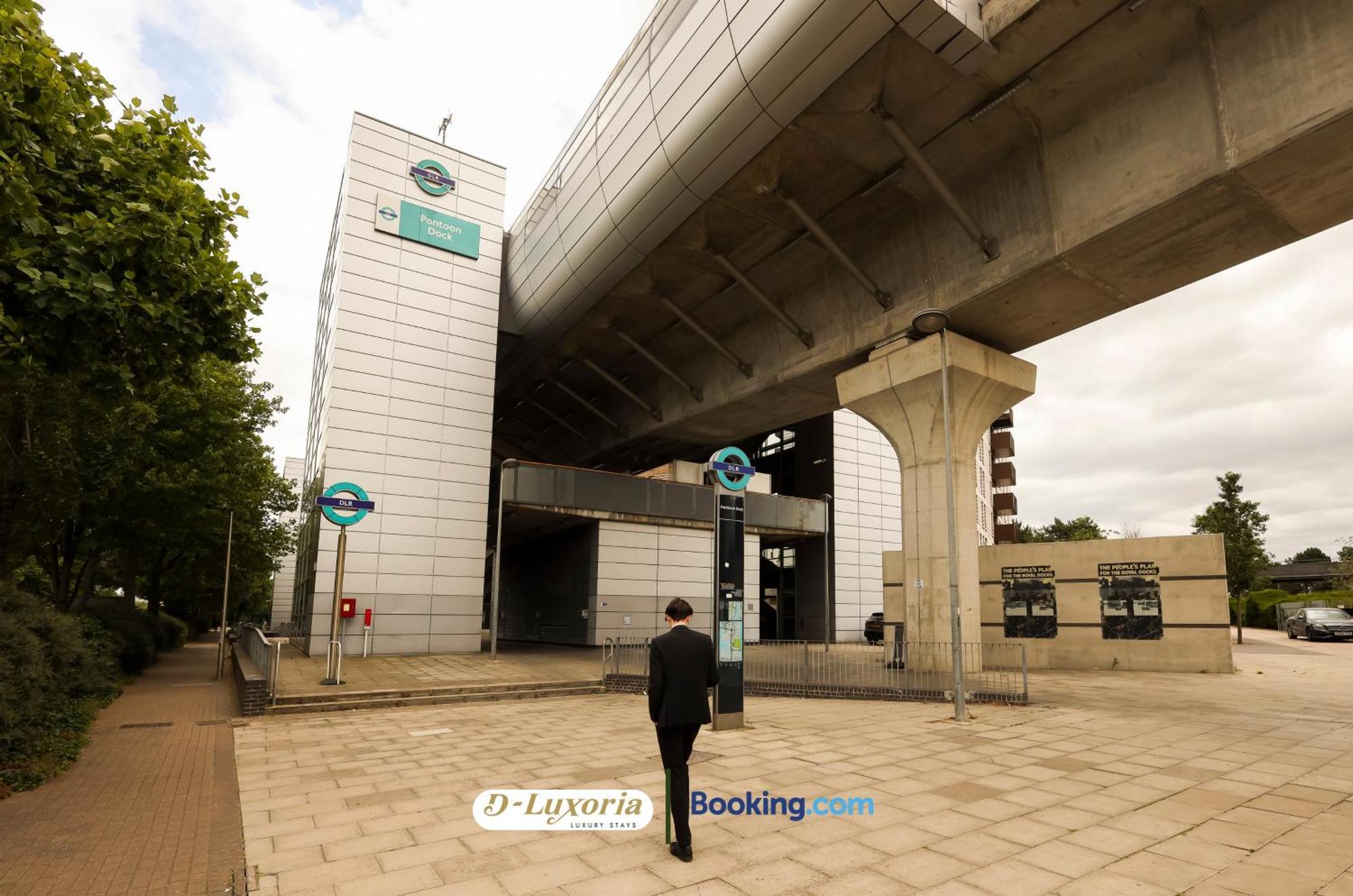 Stylish 2br By Dluxoria Short Lets & Serviced Greater With Pet Friendly, Free Wifi & Free Parking London