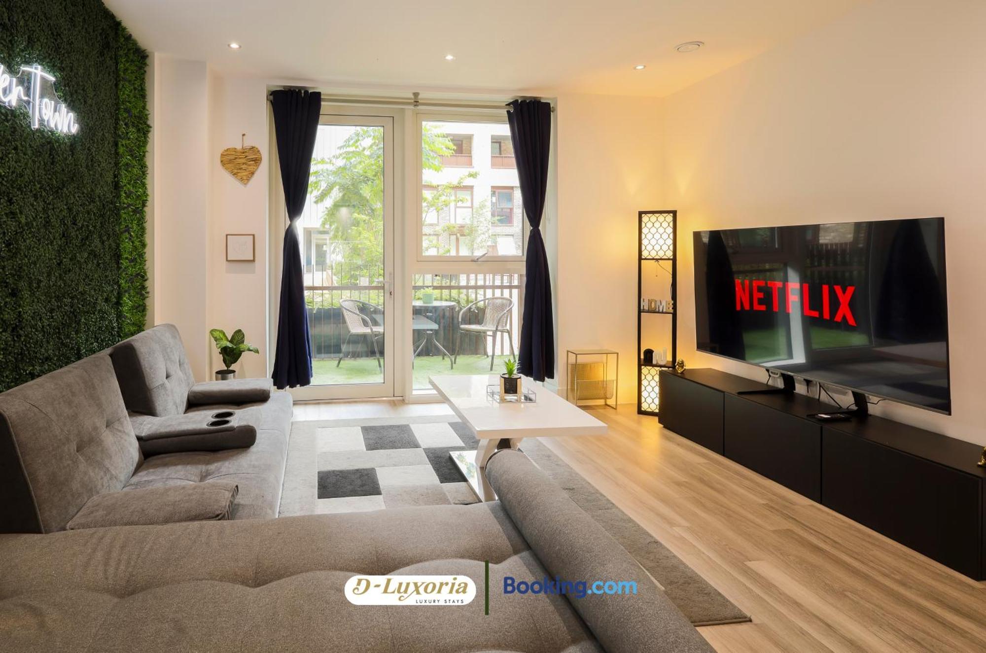 Apartment Stylish 2br By Dluxoria Short Lets & Serviced Greater With Pet Friendly, Free Wifi & Free Parking *