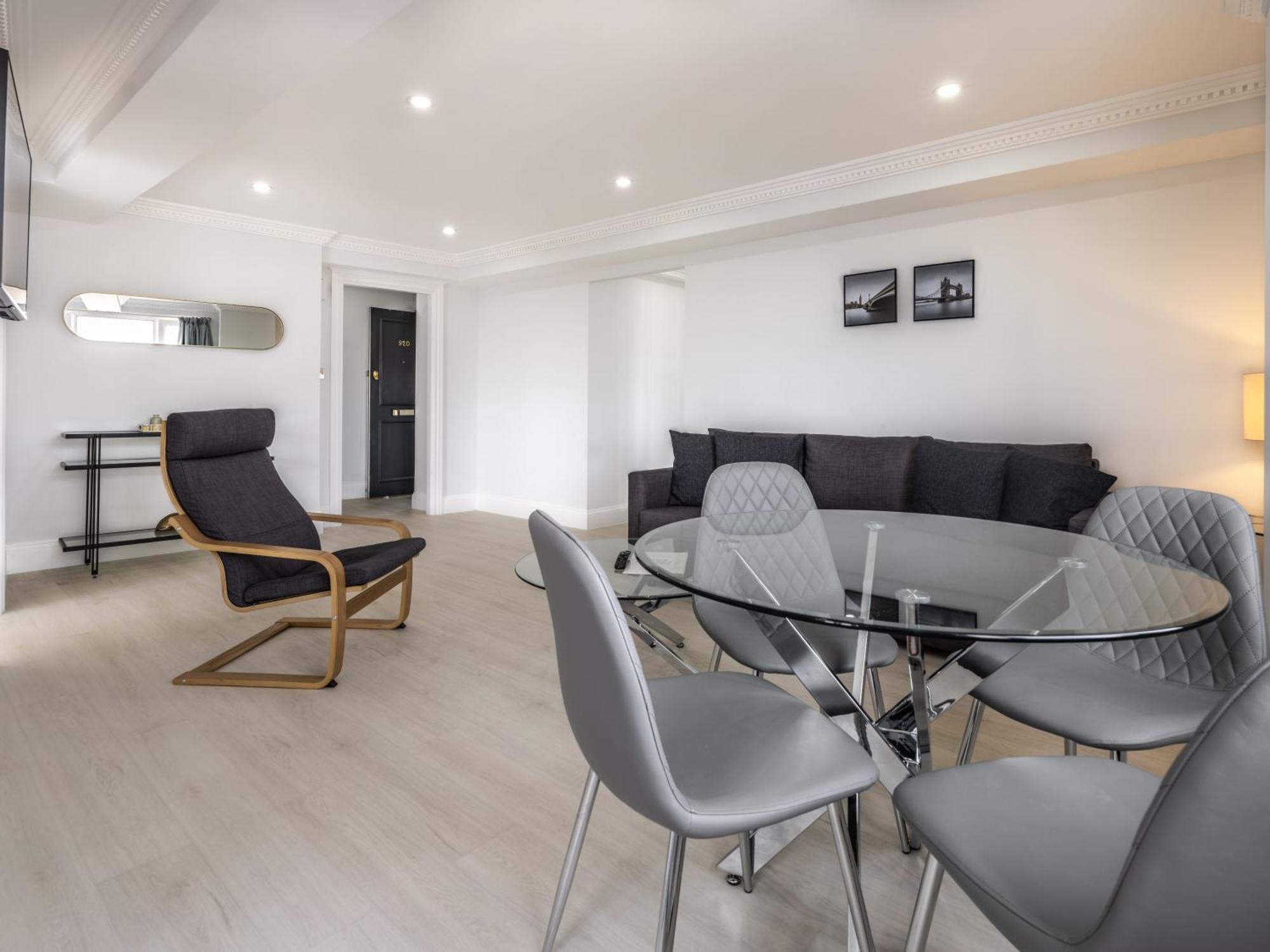 The Chelsea Cloisters Serviced Apartment