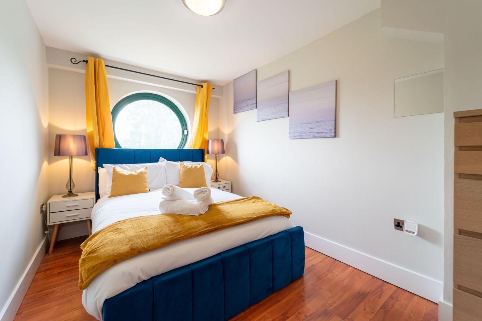 Luxury Docklands 2bed Apt- Close To Excel- Canary Wharf- Airport - 02 Arena- Free Parking- Ps 4 Londres
