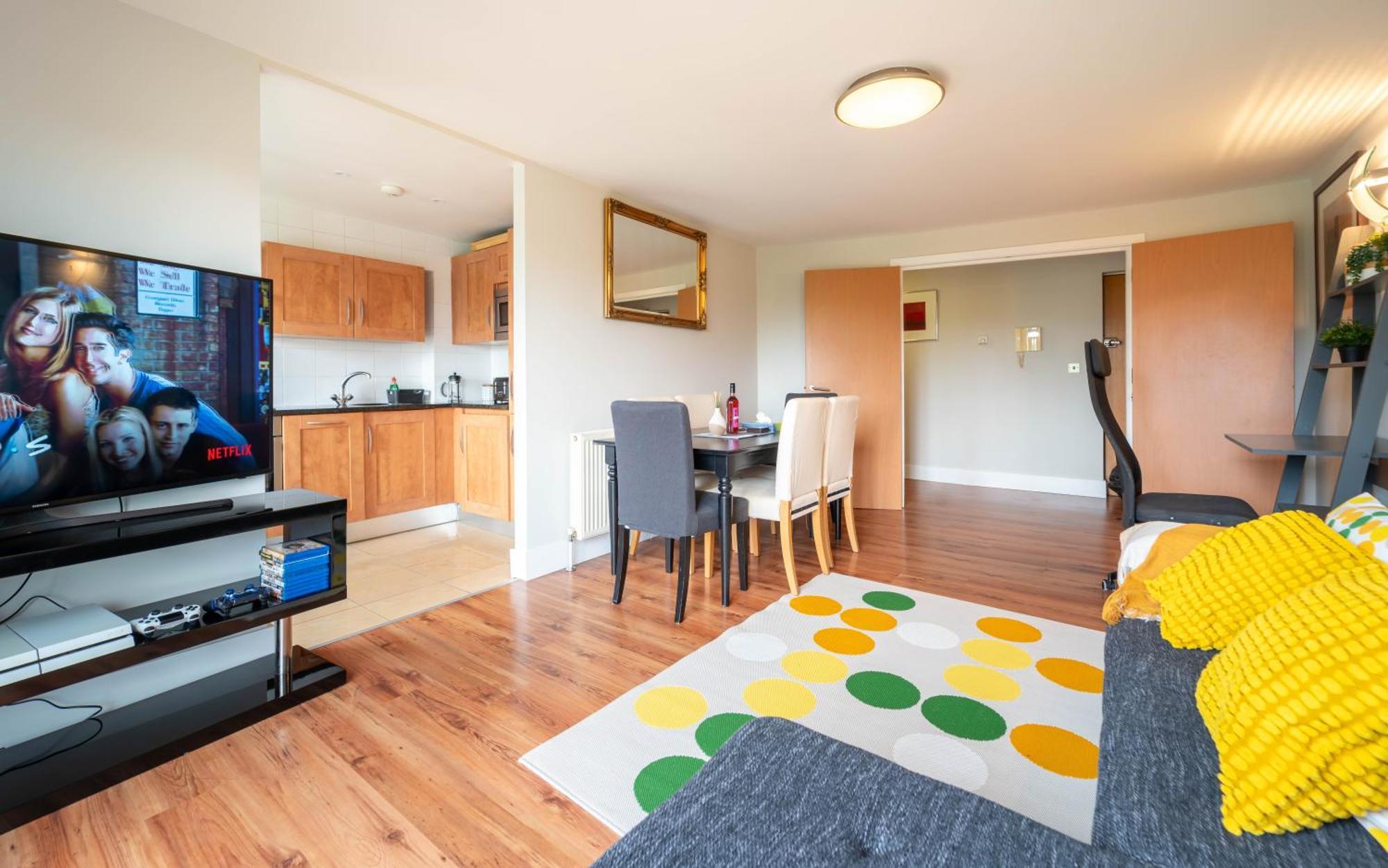 Luxury Docklands 2bed Apt- Close To Excel- Canary Wharf- Airport - 02 Arena- Free Parking- Ps 4 Londres