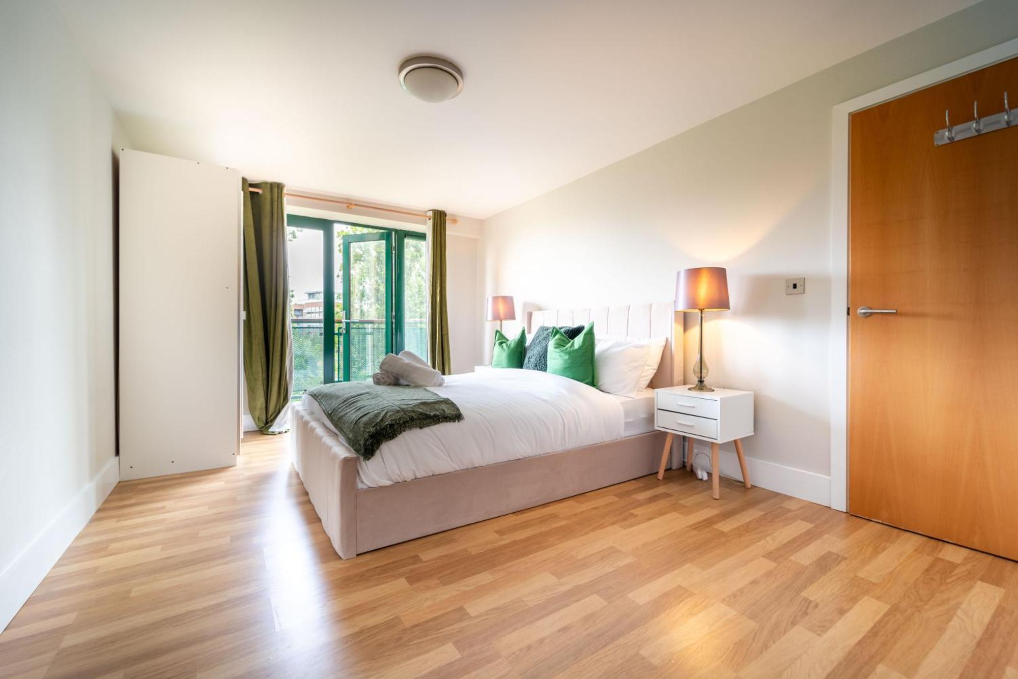 Apartamento Luxury Docklands 2bed Apt- Close To Excel- Canary Wharf- Airport - 02 Arena- Free Parking- Ps 4 *